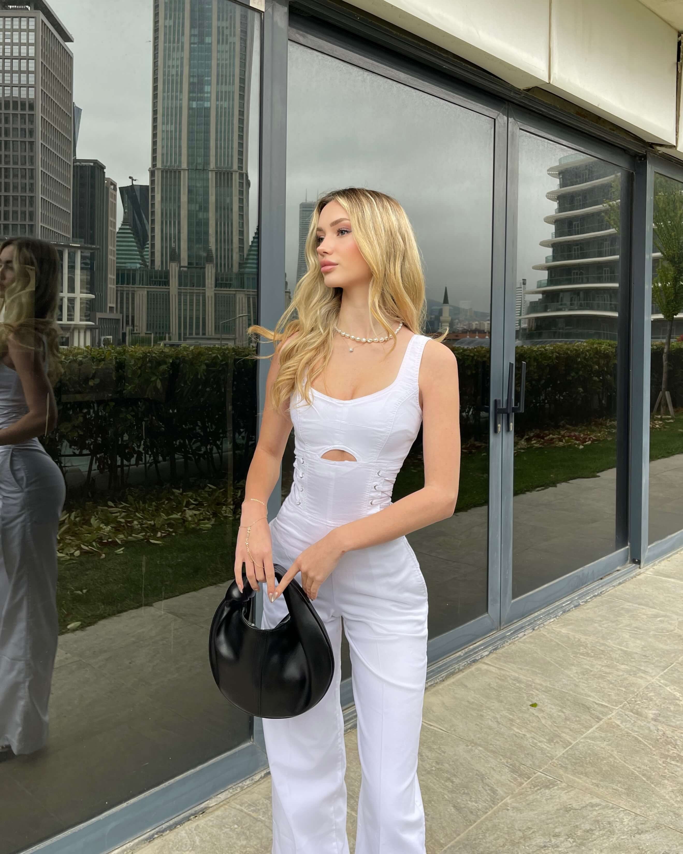 CLAVA WHITE YAN BAĞCIK DETAY TULUM