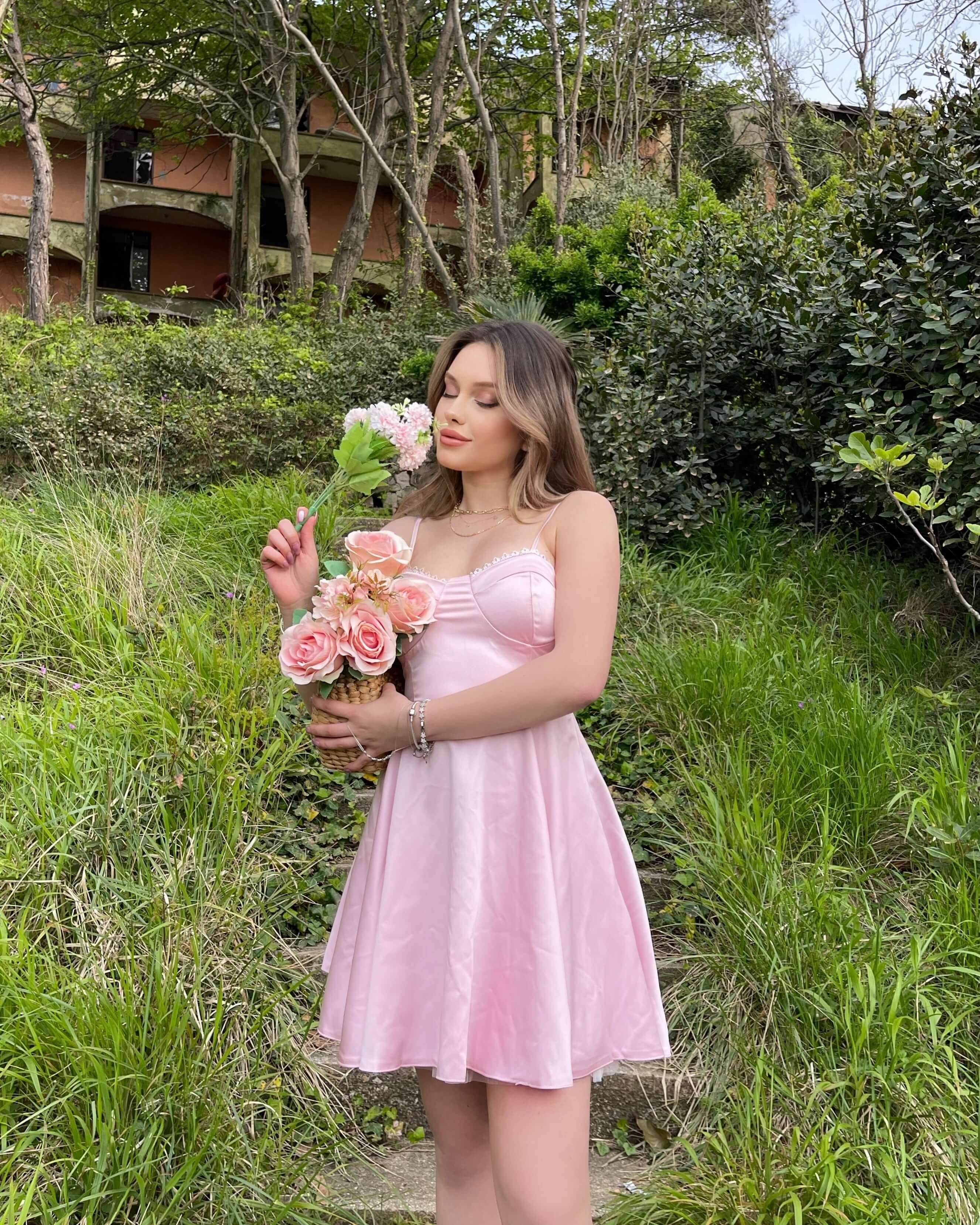 LEMANE PINK SATEN ASKILI MİNİ ELBİSE