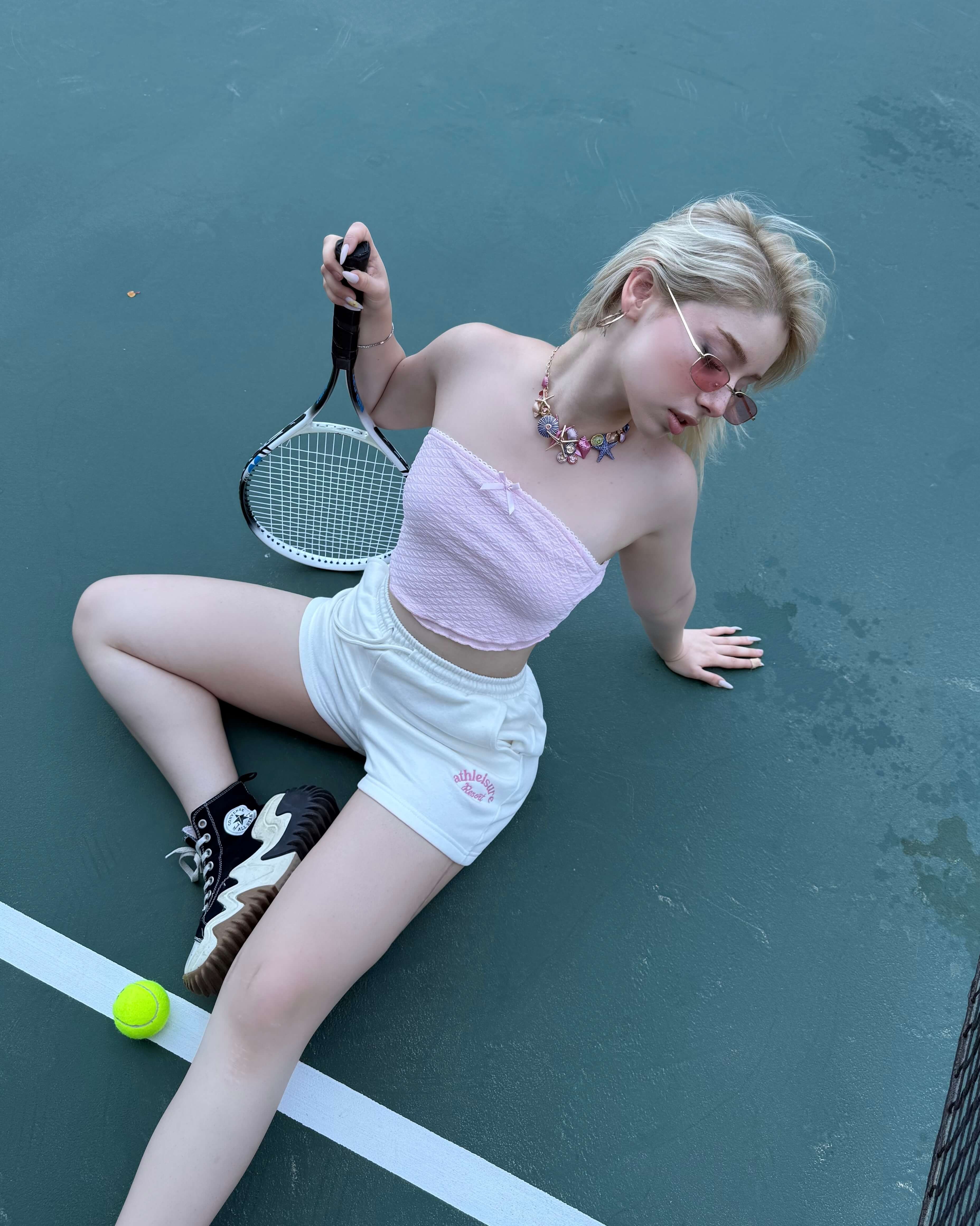 ATHLEISURE WHITE MİNİ ŞORT