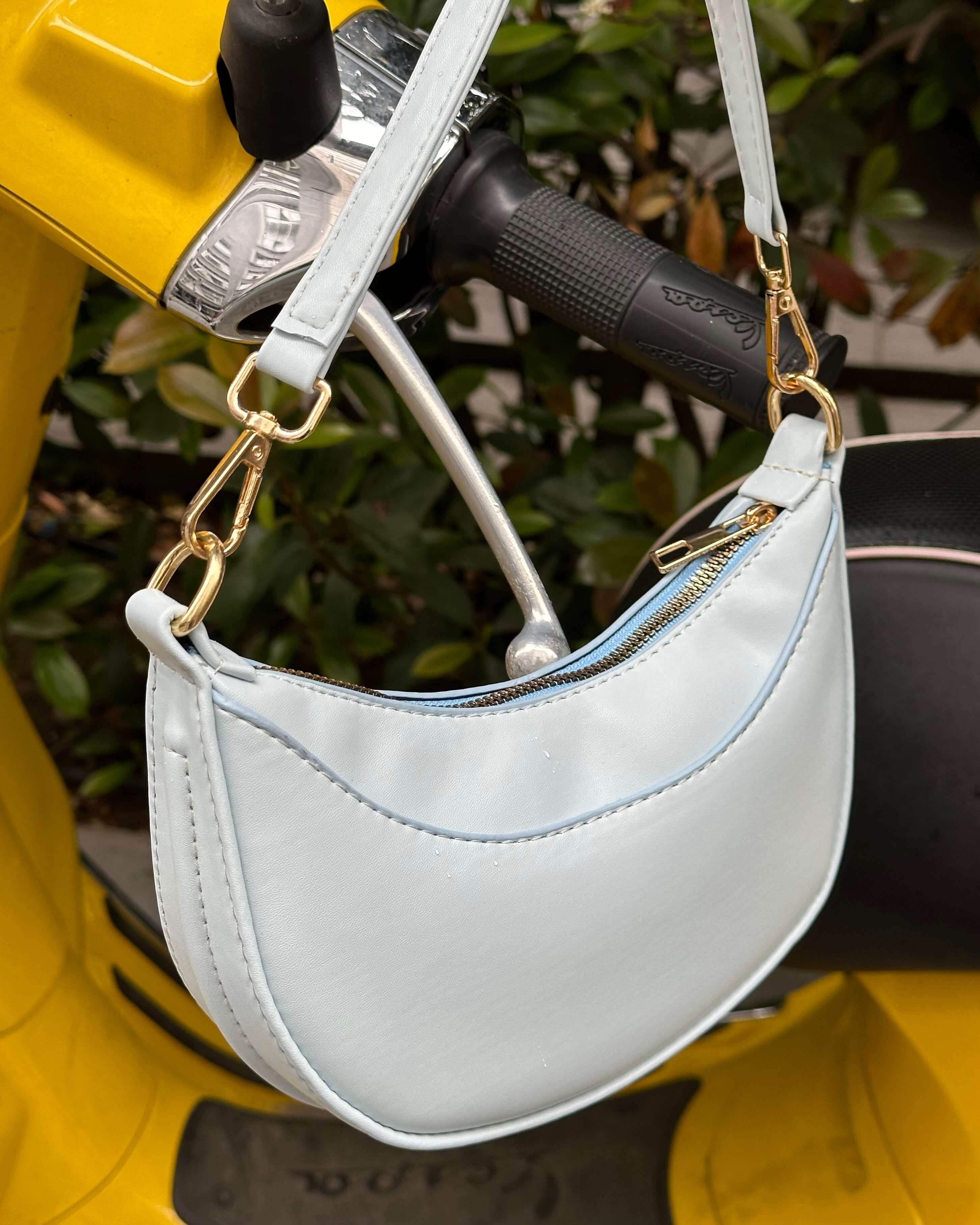 JELENA POWDER BLUE ÇİFT DİKİŞ DETAYLI MİNİ EL ÇANTASI