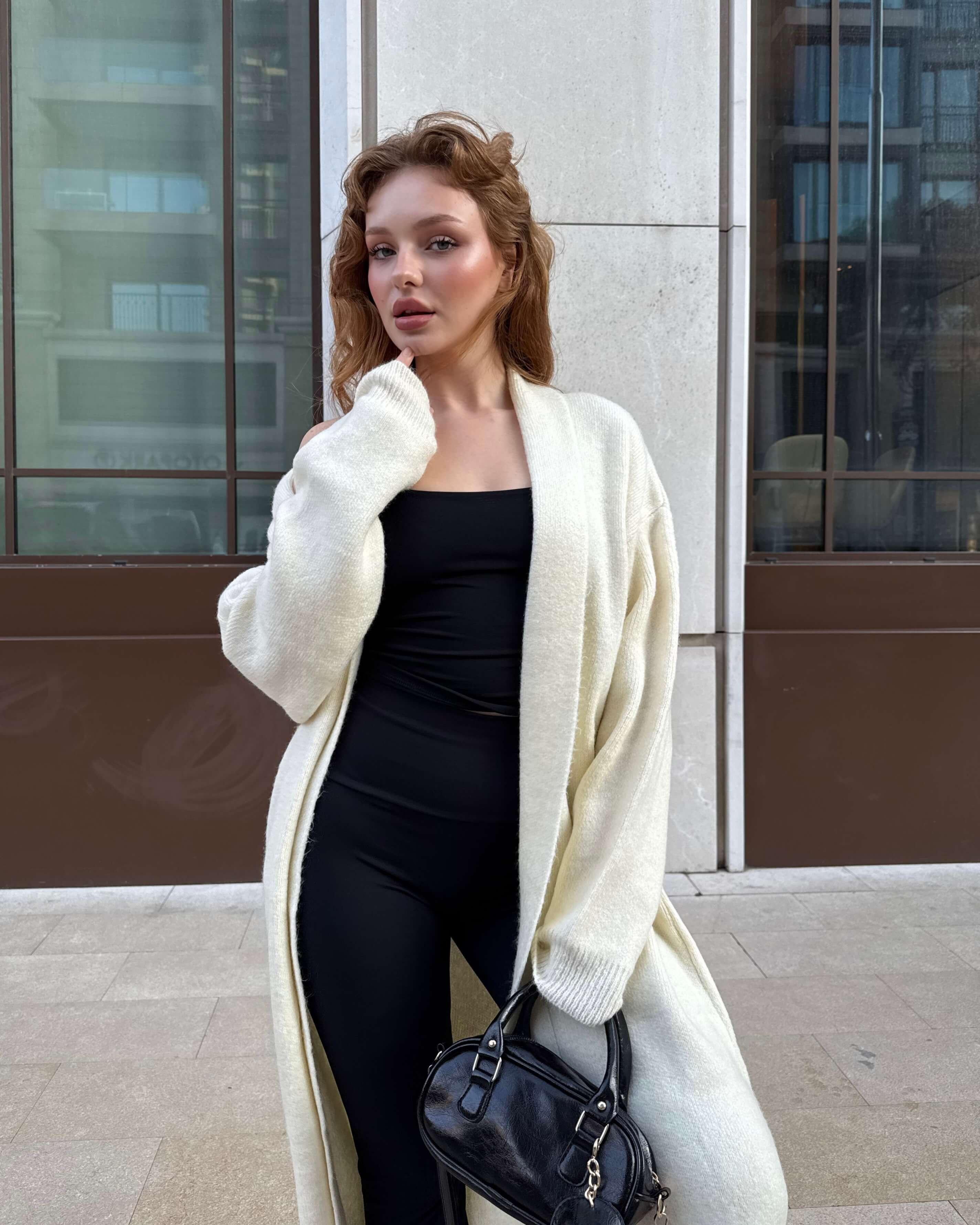 NESA BEIGE UZUN TRİKO HIRKA 