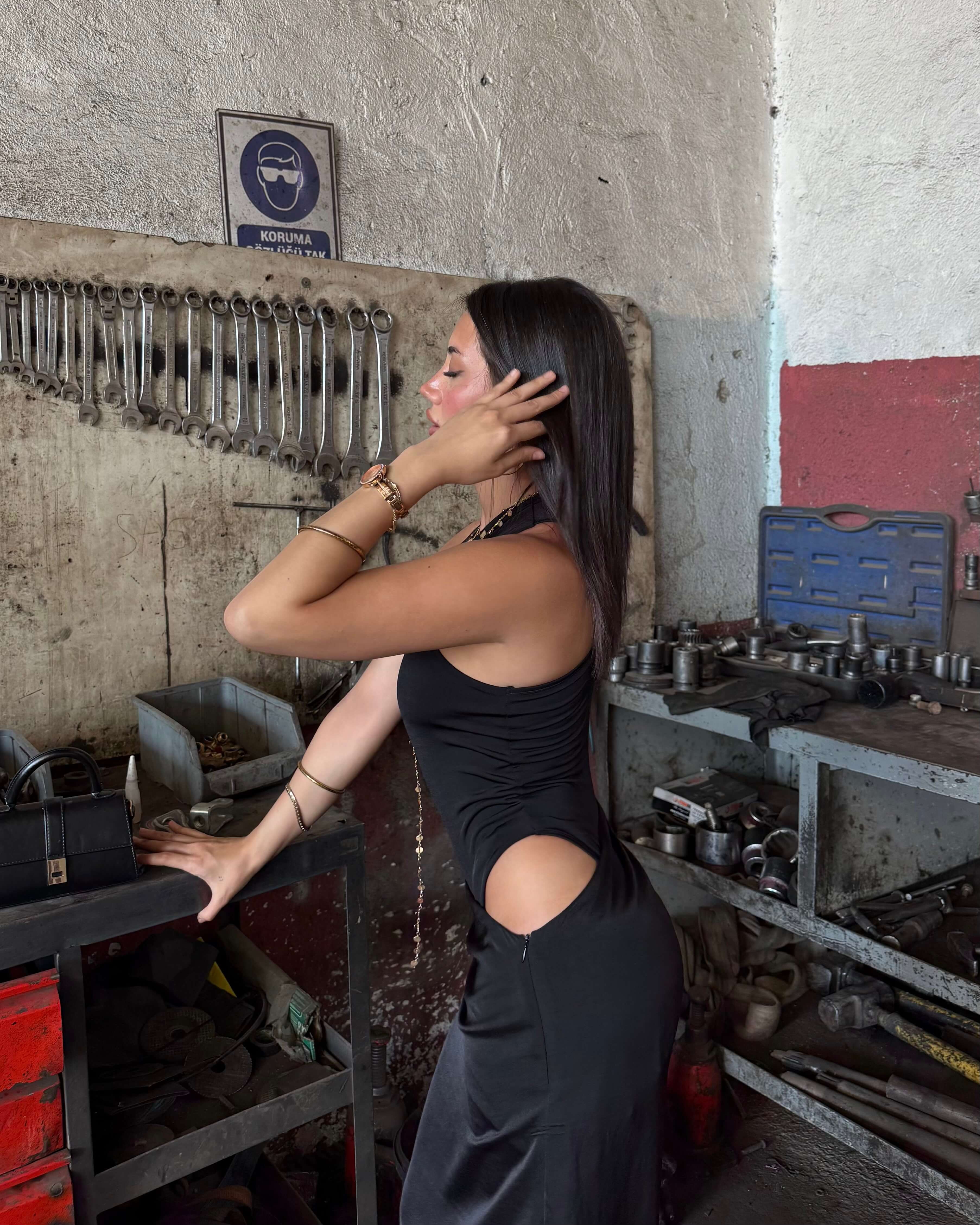 LEBANON BLACK SATEN BODYSUIT DETAY ELBİSE