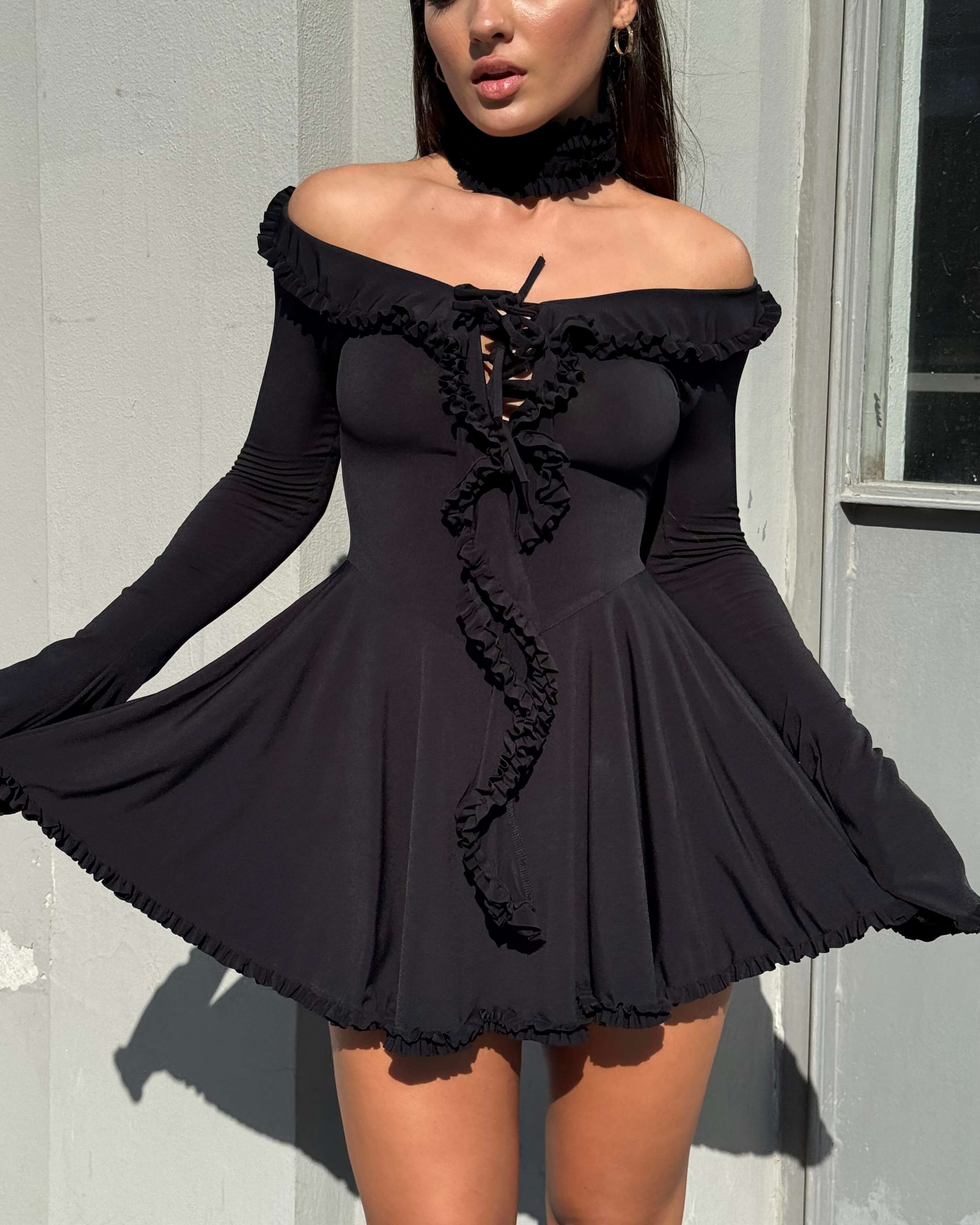 MİRA BLACK FIRFIR DETAY ELBİSE 
