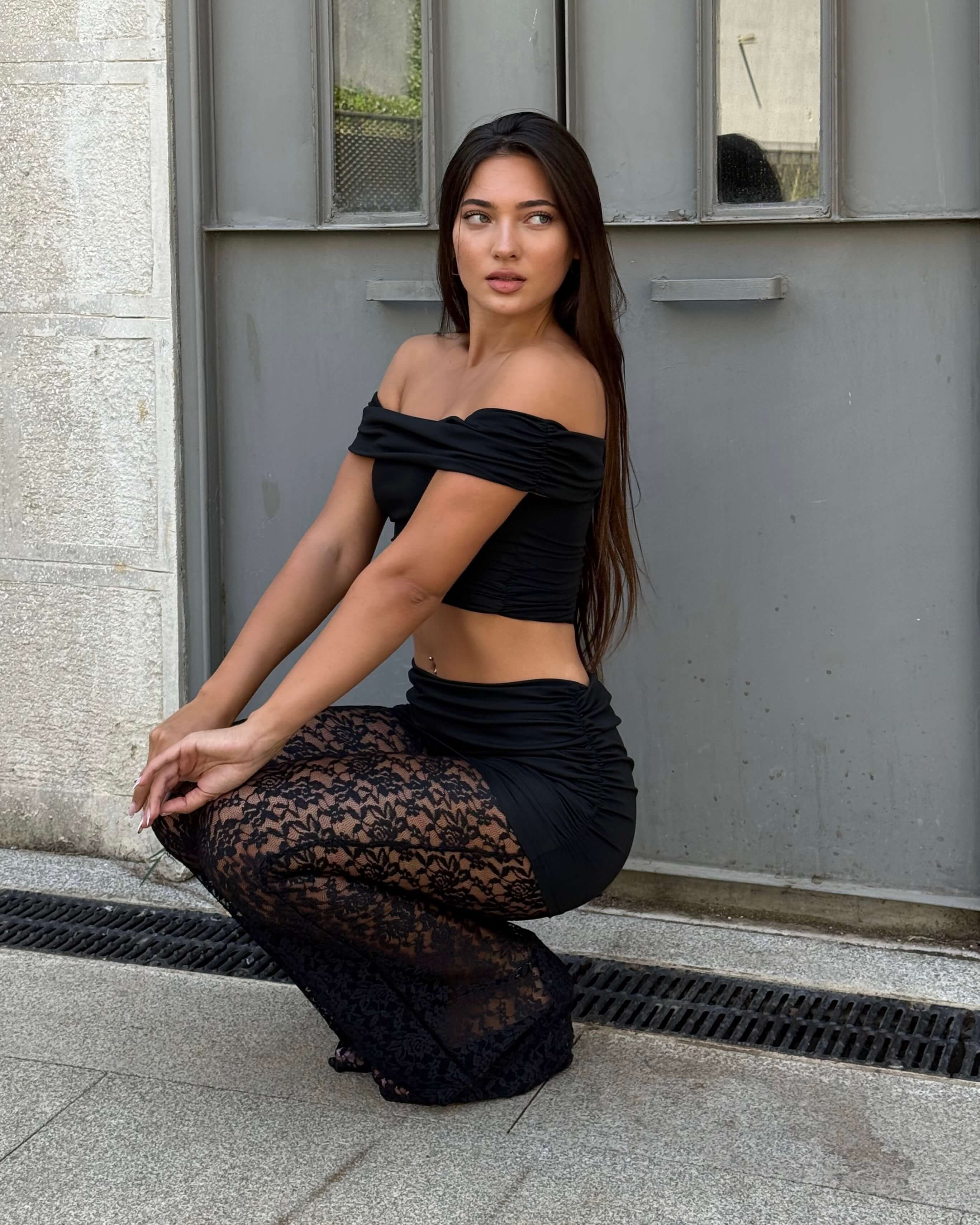 NERA BLACK DANTEL PANTOLON CROP TAKIM 