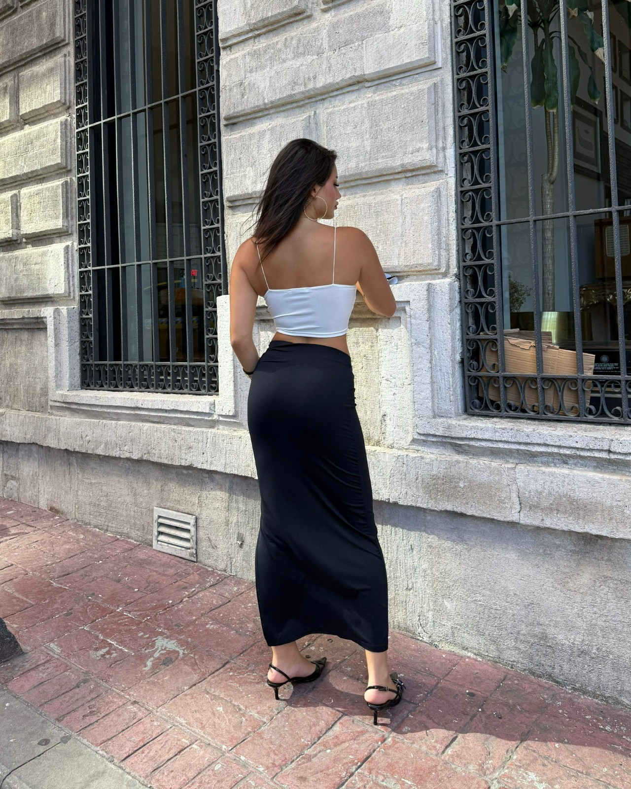 PISA BLACK DRAPE DETAY YIRTMAÇLI ETEK