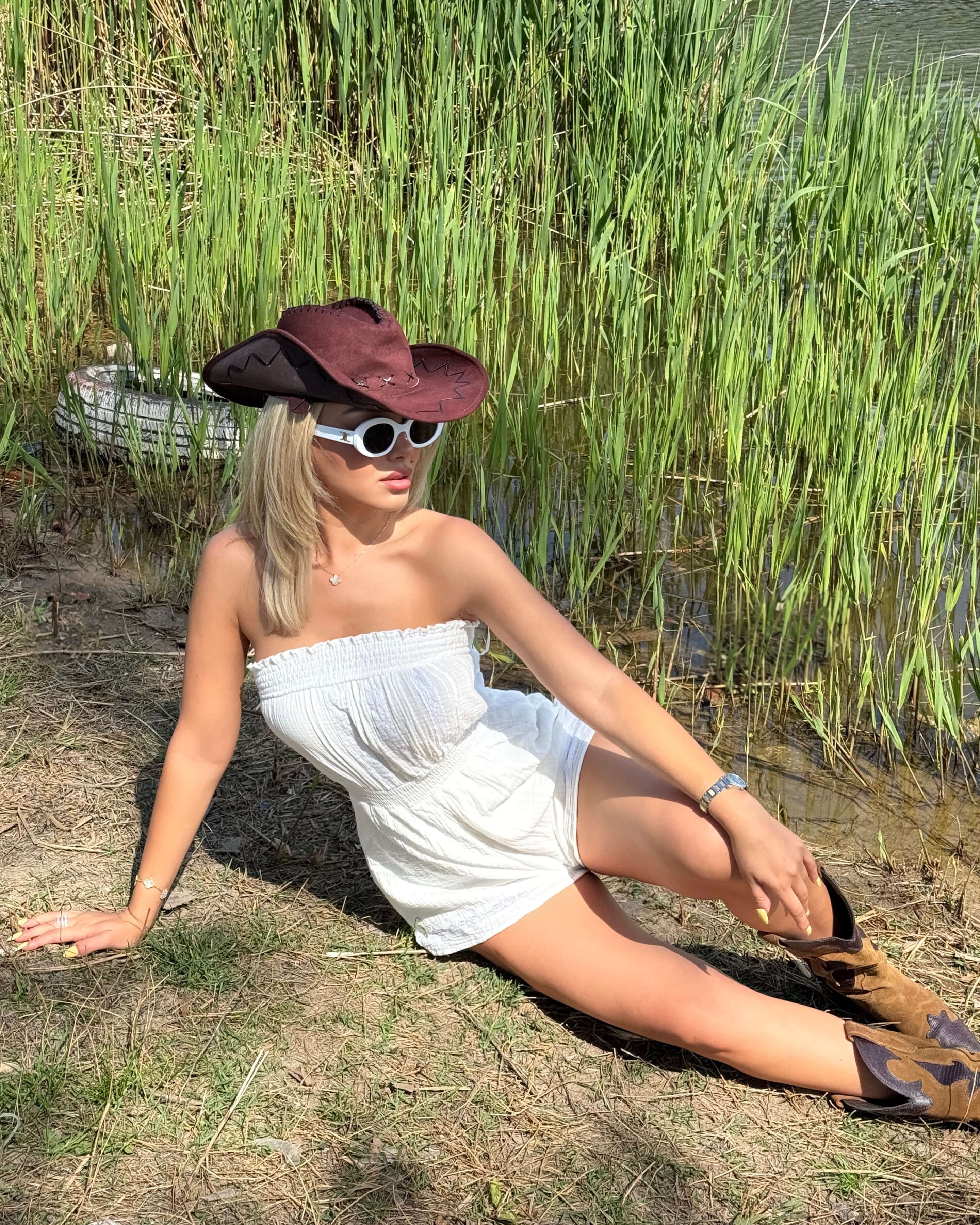 FLUME WHITE STRAPLEZ KETEN TULUM