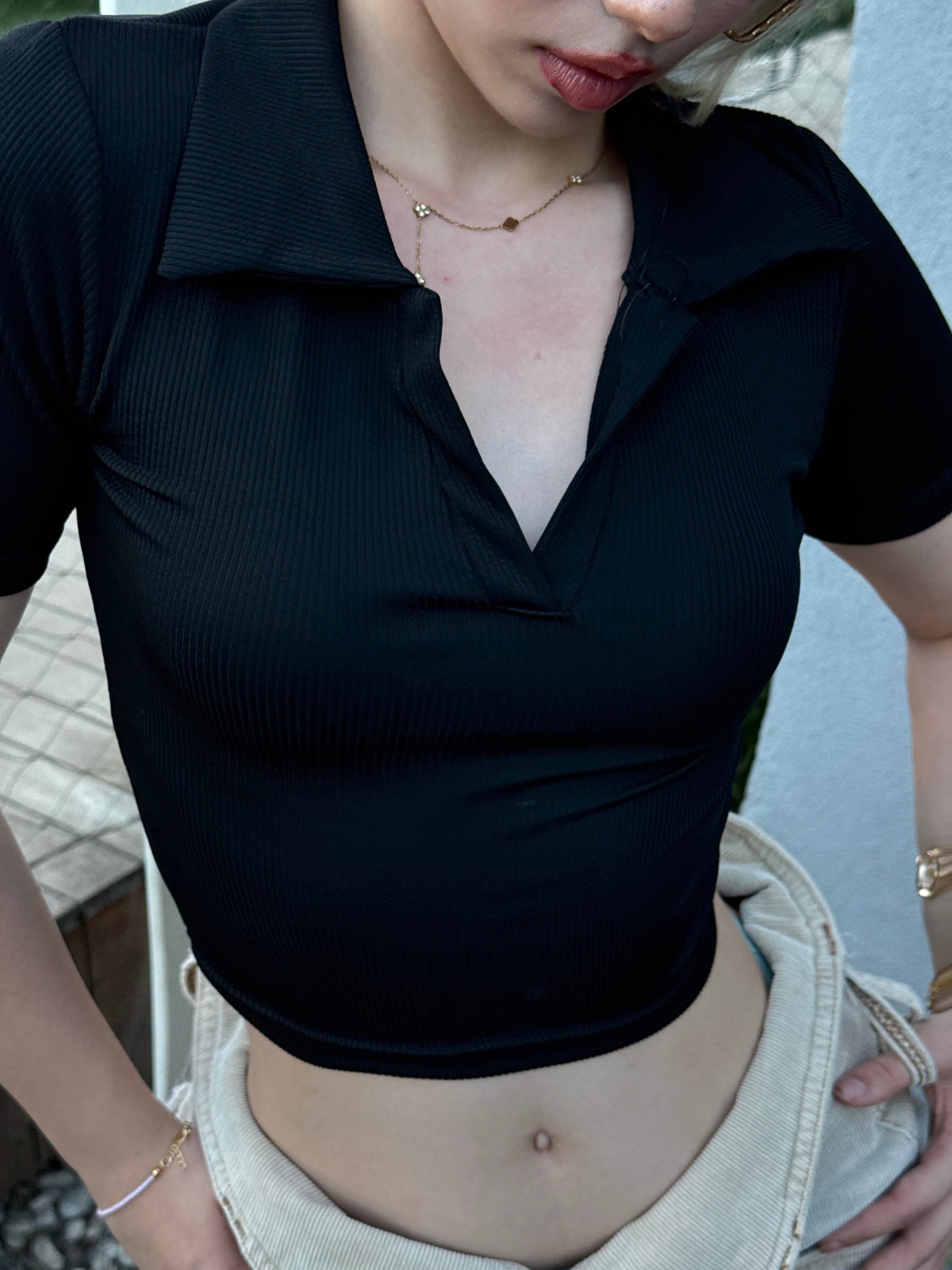 HONAS BLACK POLO YAKA CROP 