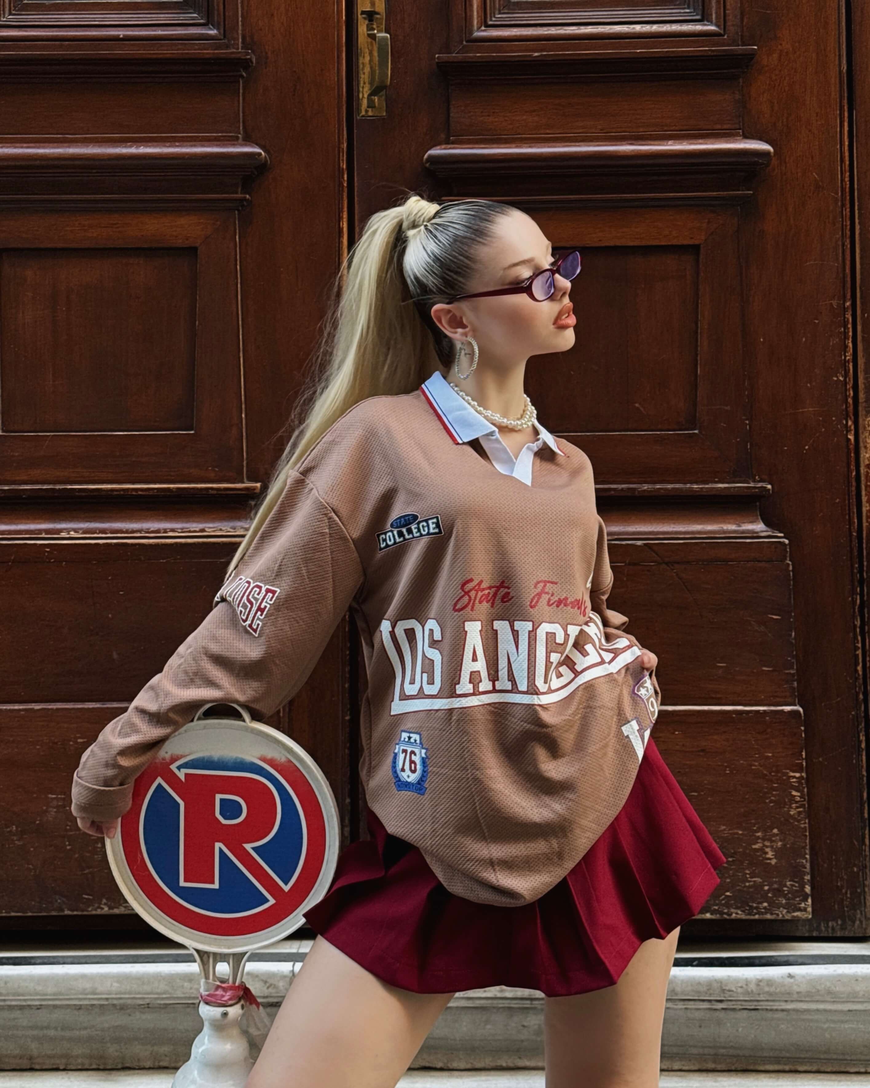 LOS ANGELES BROWN YAKA DETAY SWEATSHİRT 