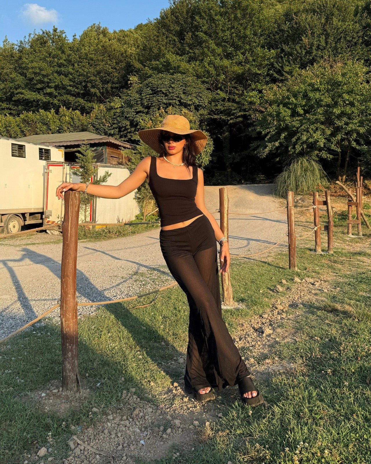 MOSUEE BLACK ŞORTLU TÜL PANTOLON