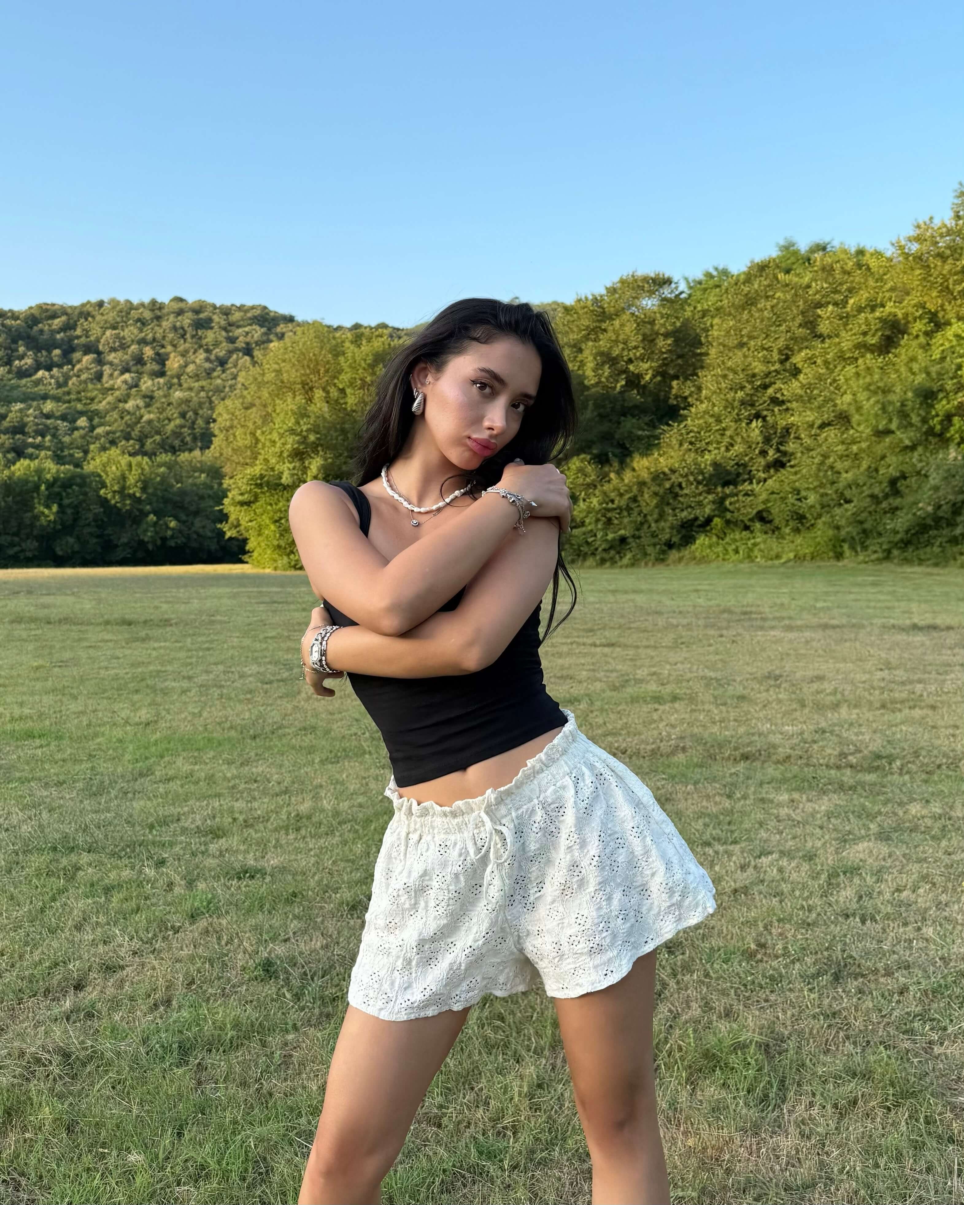 SONYA LIGHT BEIGE GÜPÜRLÜ ŞORT 