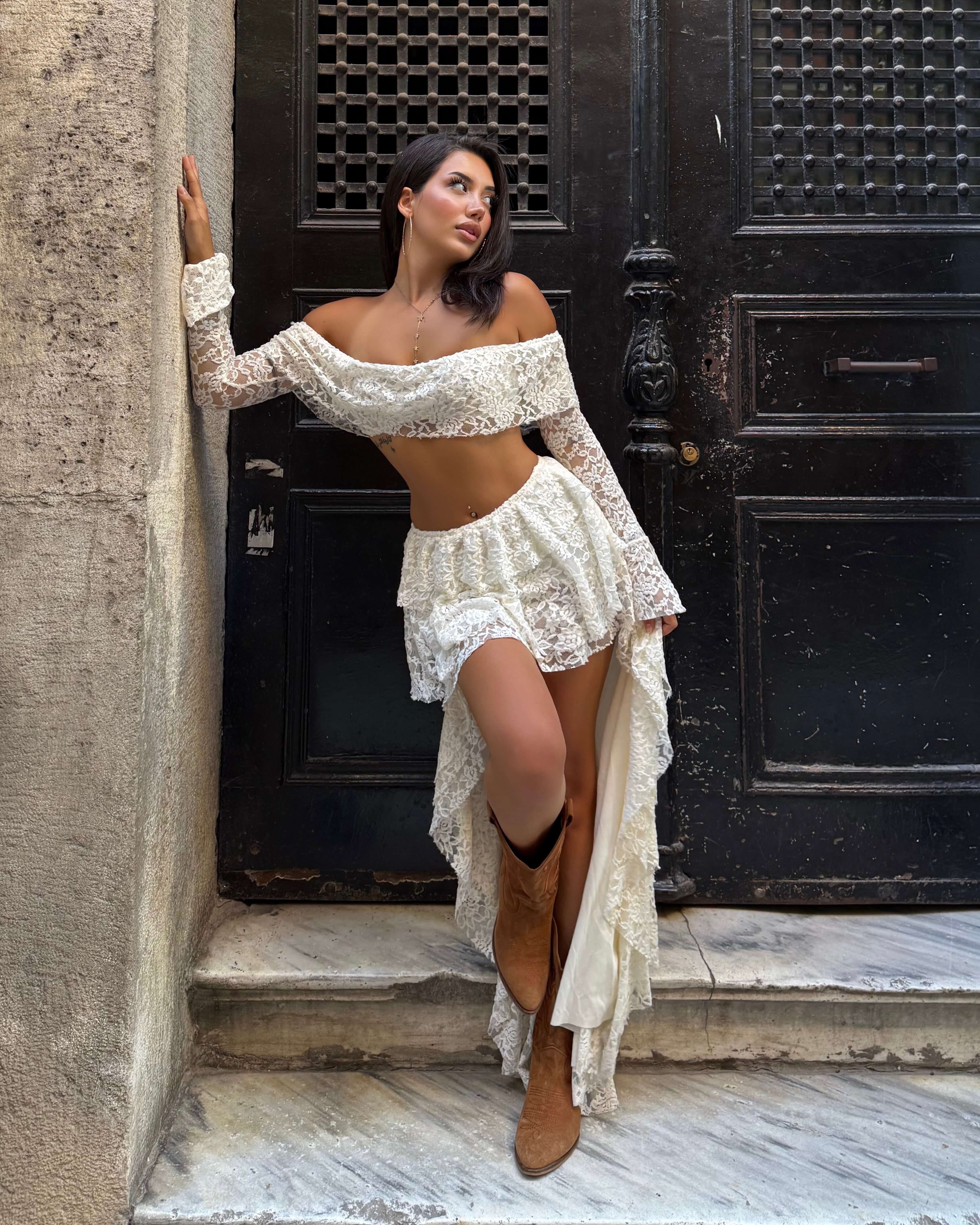 PRAKAS BEIGE DANTEL BOLERO ETEK TAKIM 
