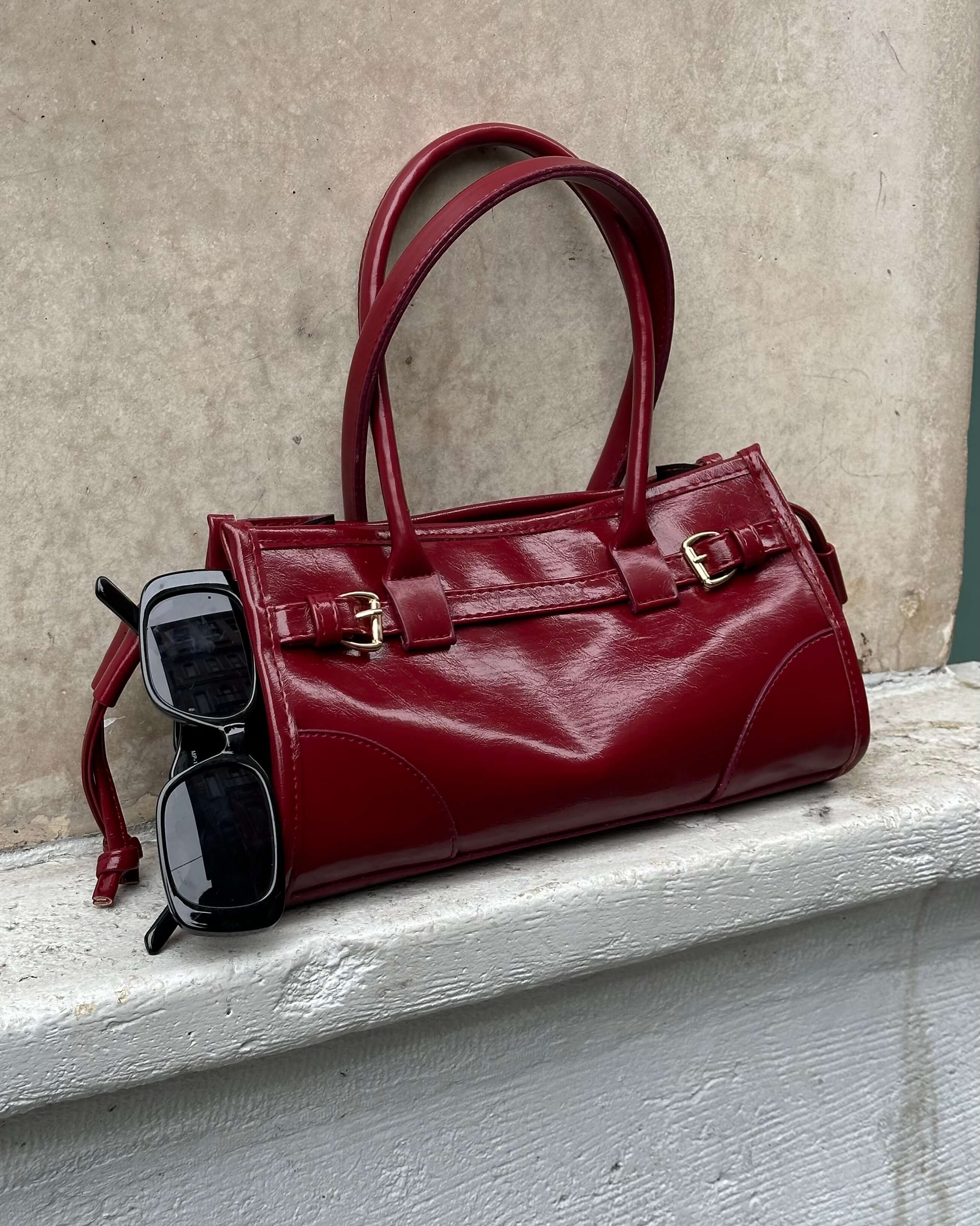 SHAPER CLARET RED ŞERİT KEMER DETAYLI EL ÇANTASI