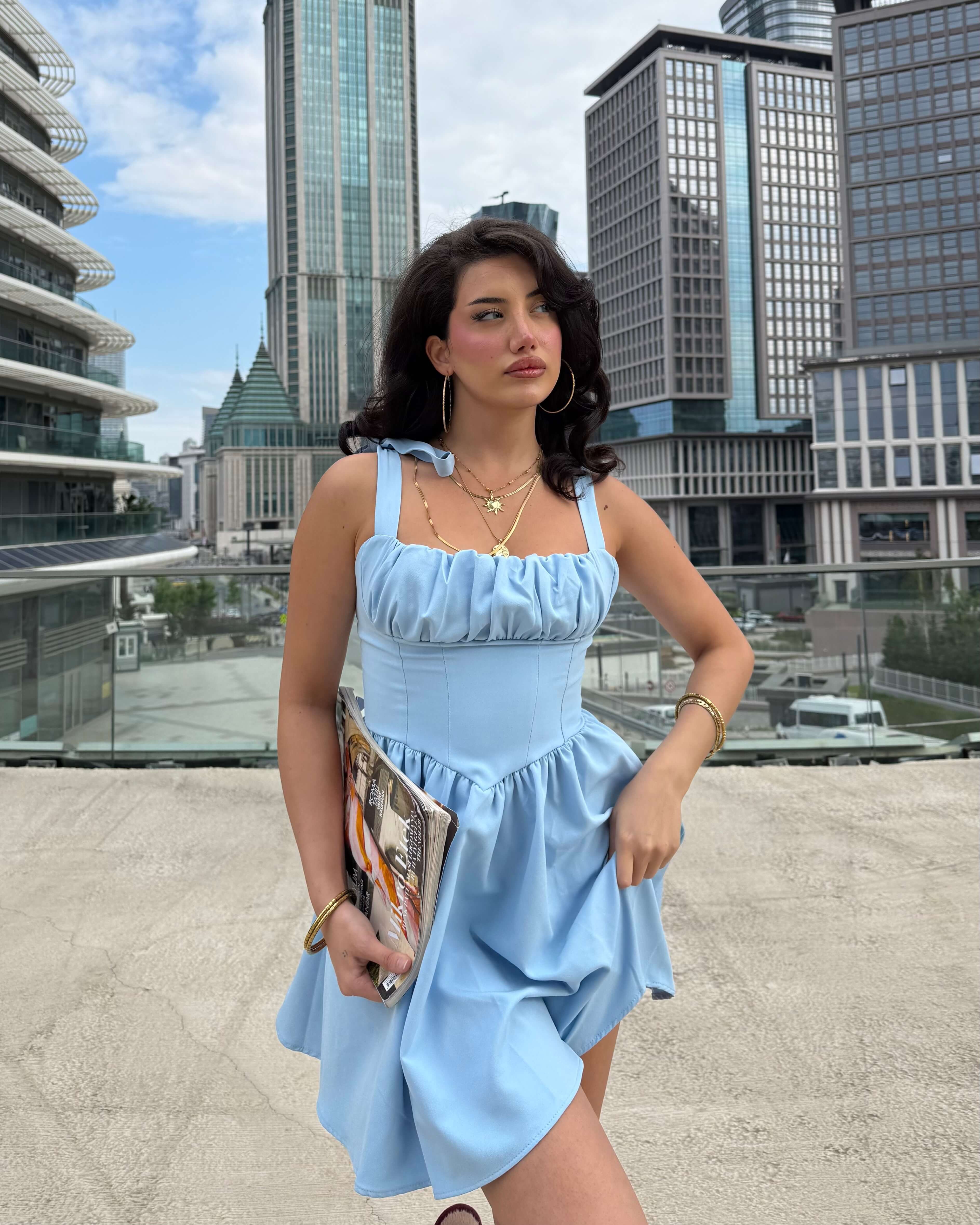 ASCEN POWDER BLUE GÖĞÜS DRAPE DETAY PİLELİ MİNİ ELBİSE