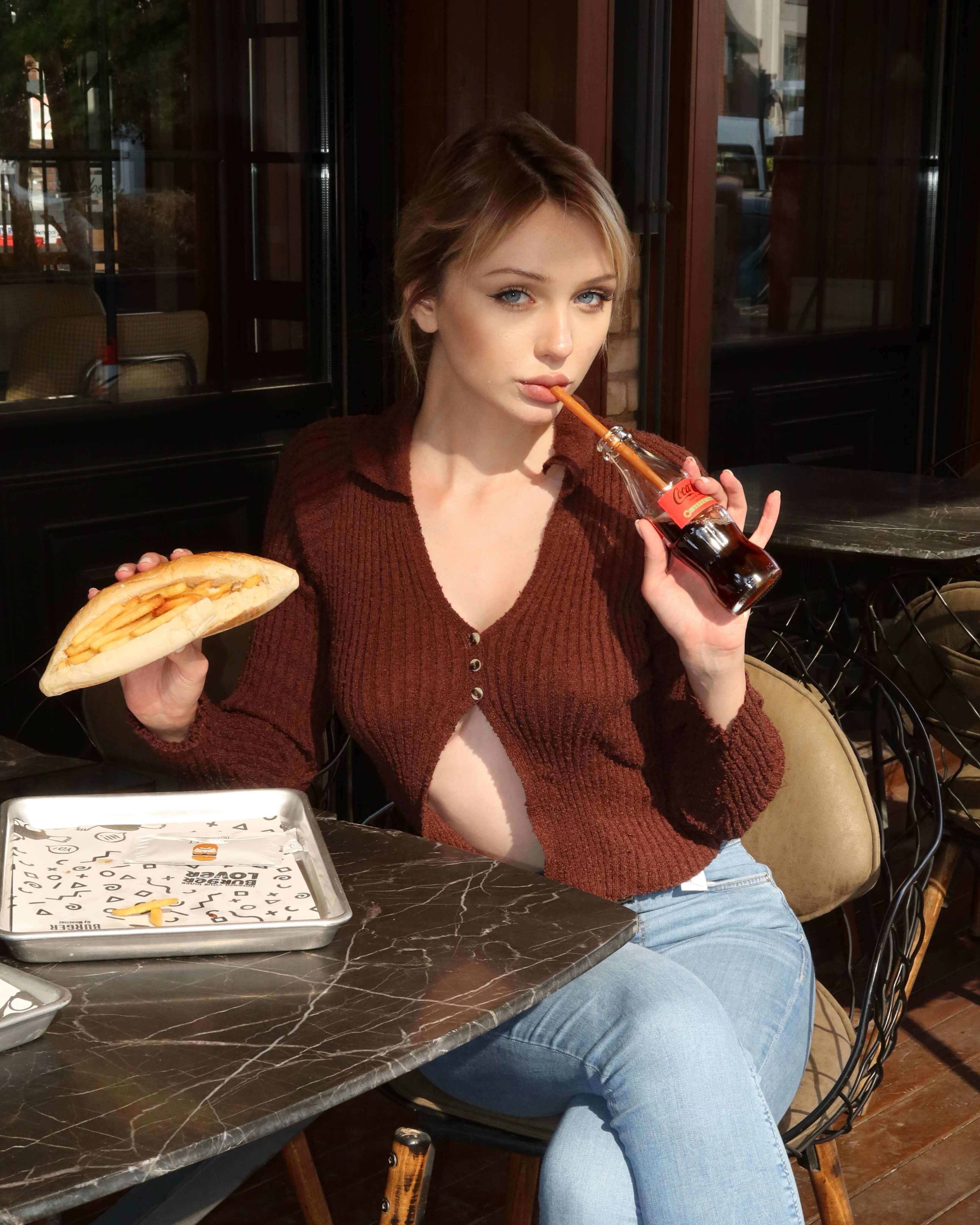 MALIA BROWN DÜĞME DETAY TRİKO BLUZ