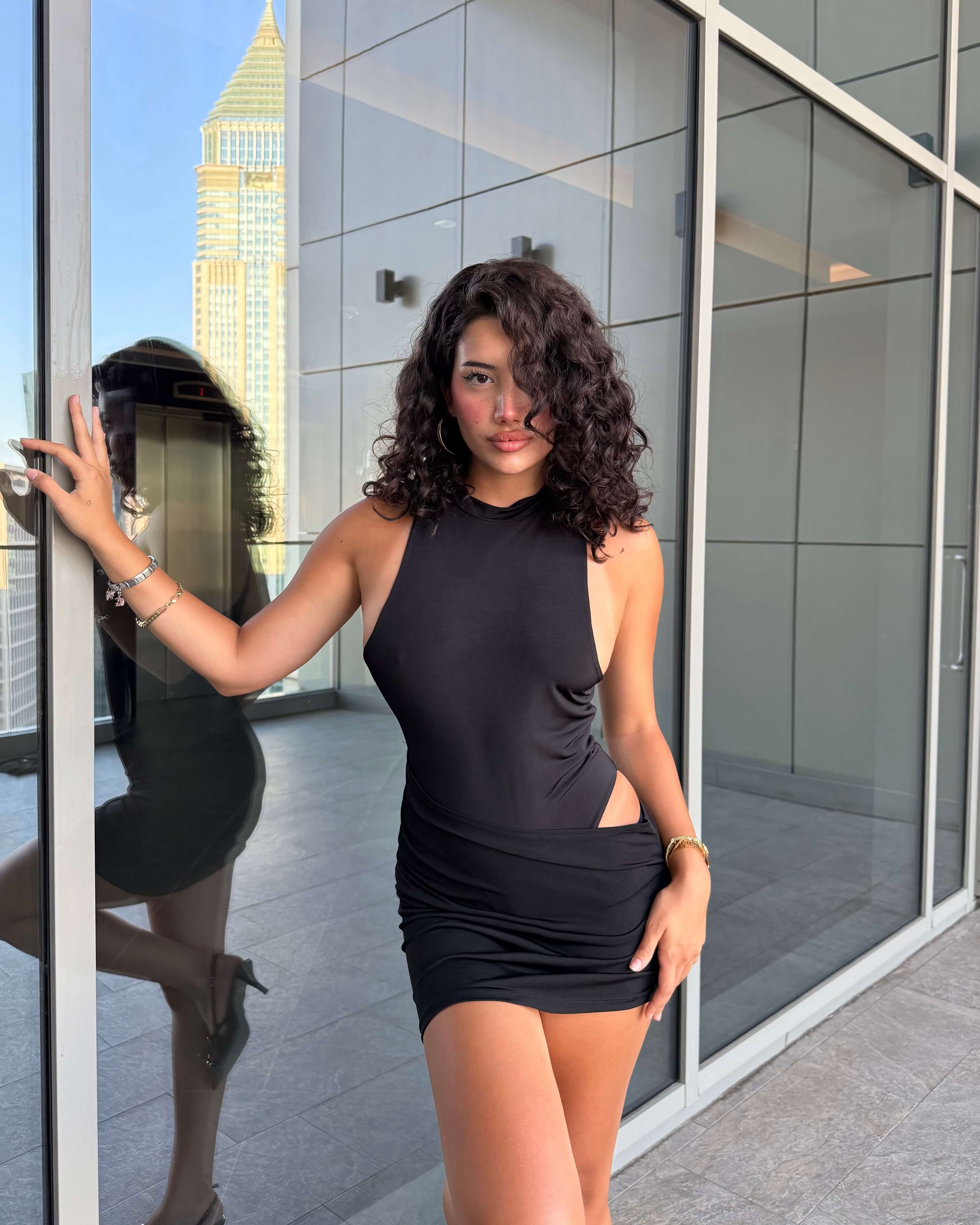 FERYA BLACK BODYSUIT DETAY MİNİ ELBİSE 