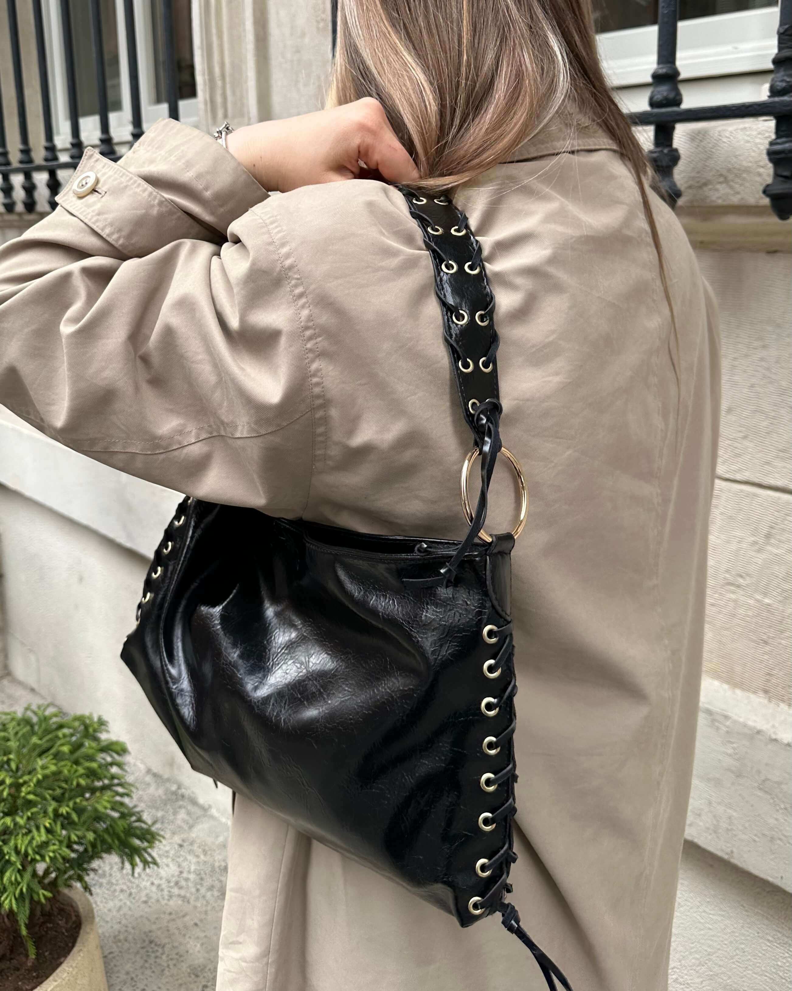RANCES BLACK İP DETAYLI KOL ÇANTASI