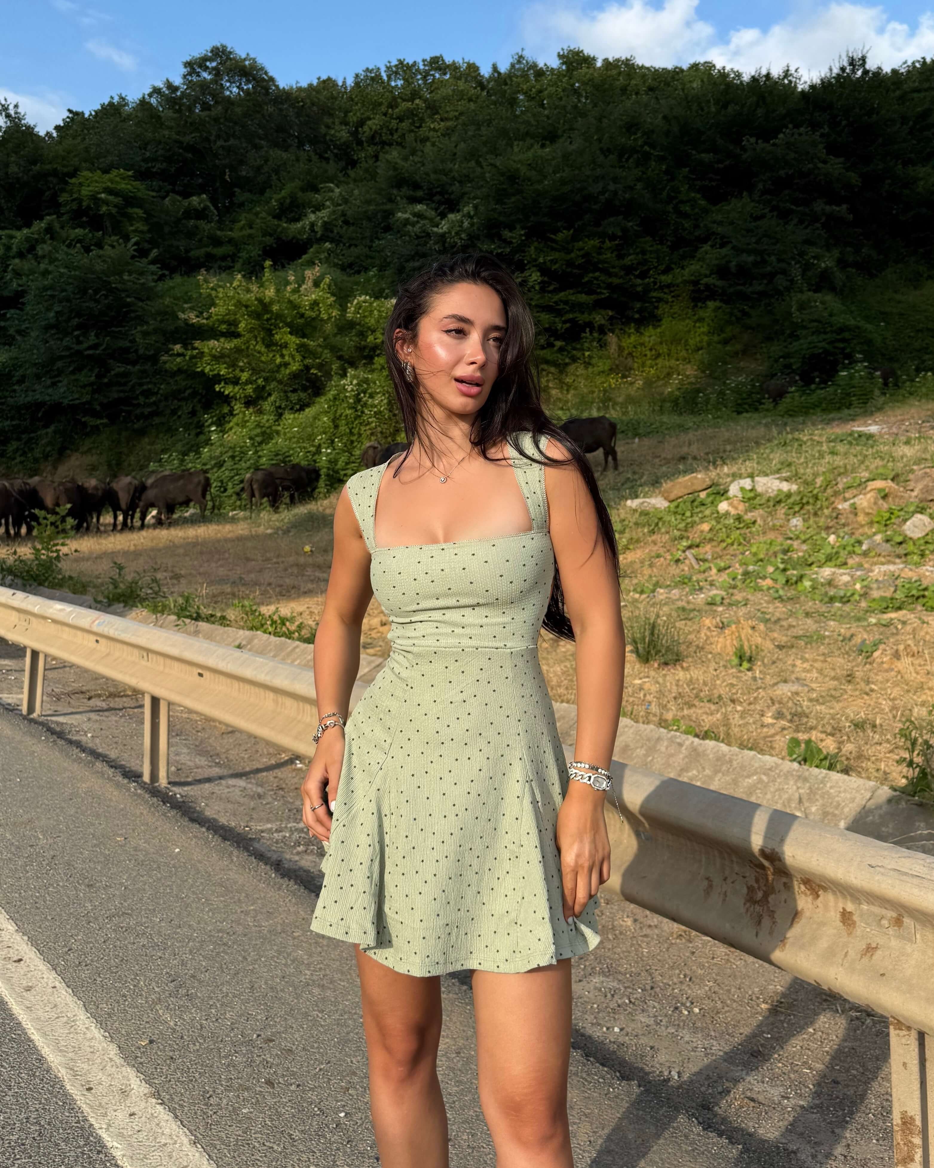 RAGGA KHAKI KARE YAKA SIRTI AÇIK ELBİSE