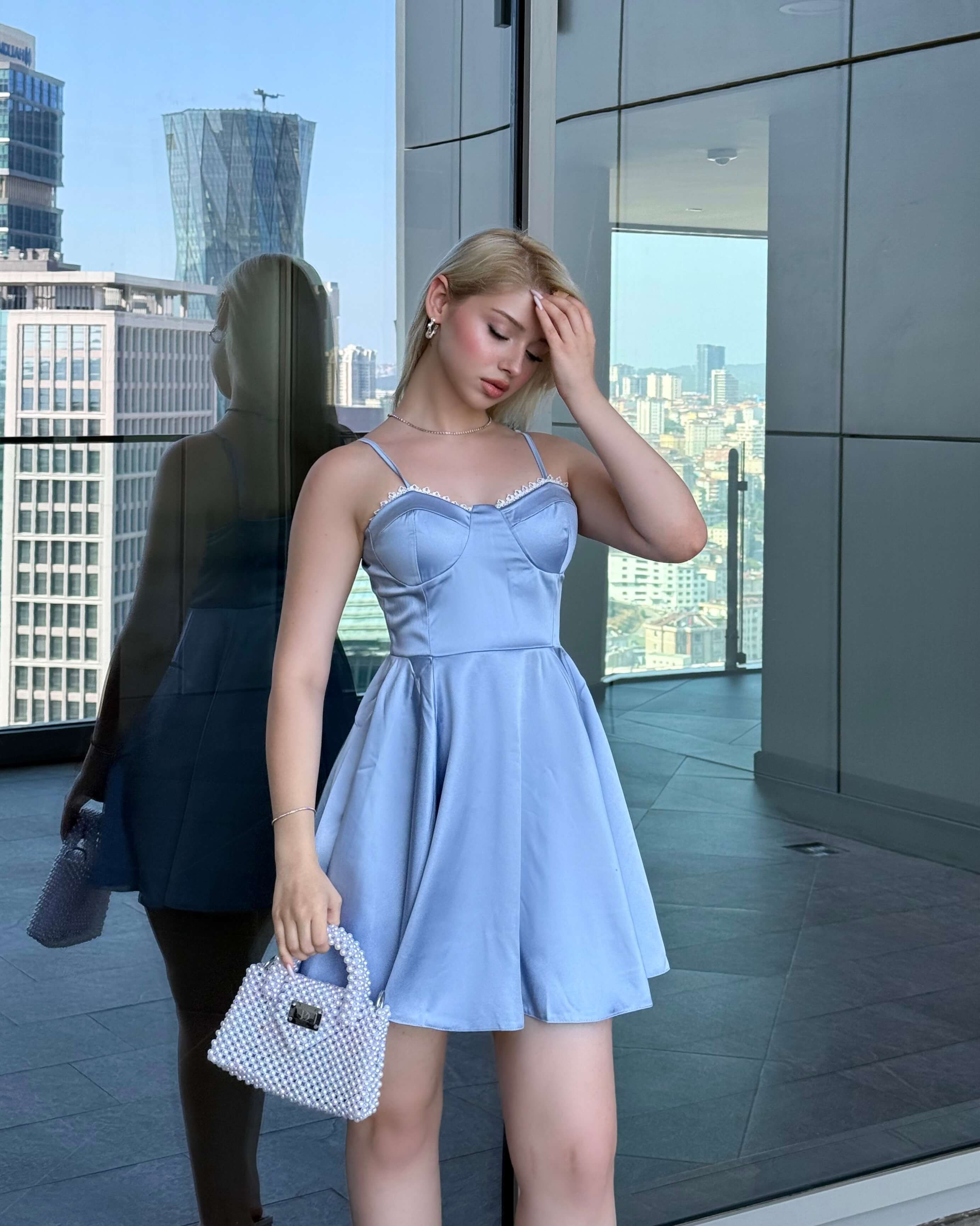 LEMANE POWDER BLUE SATEN ASKILI MİNİ ELBİSE