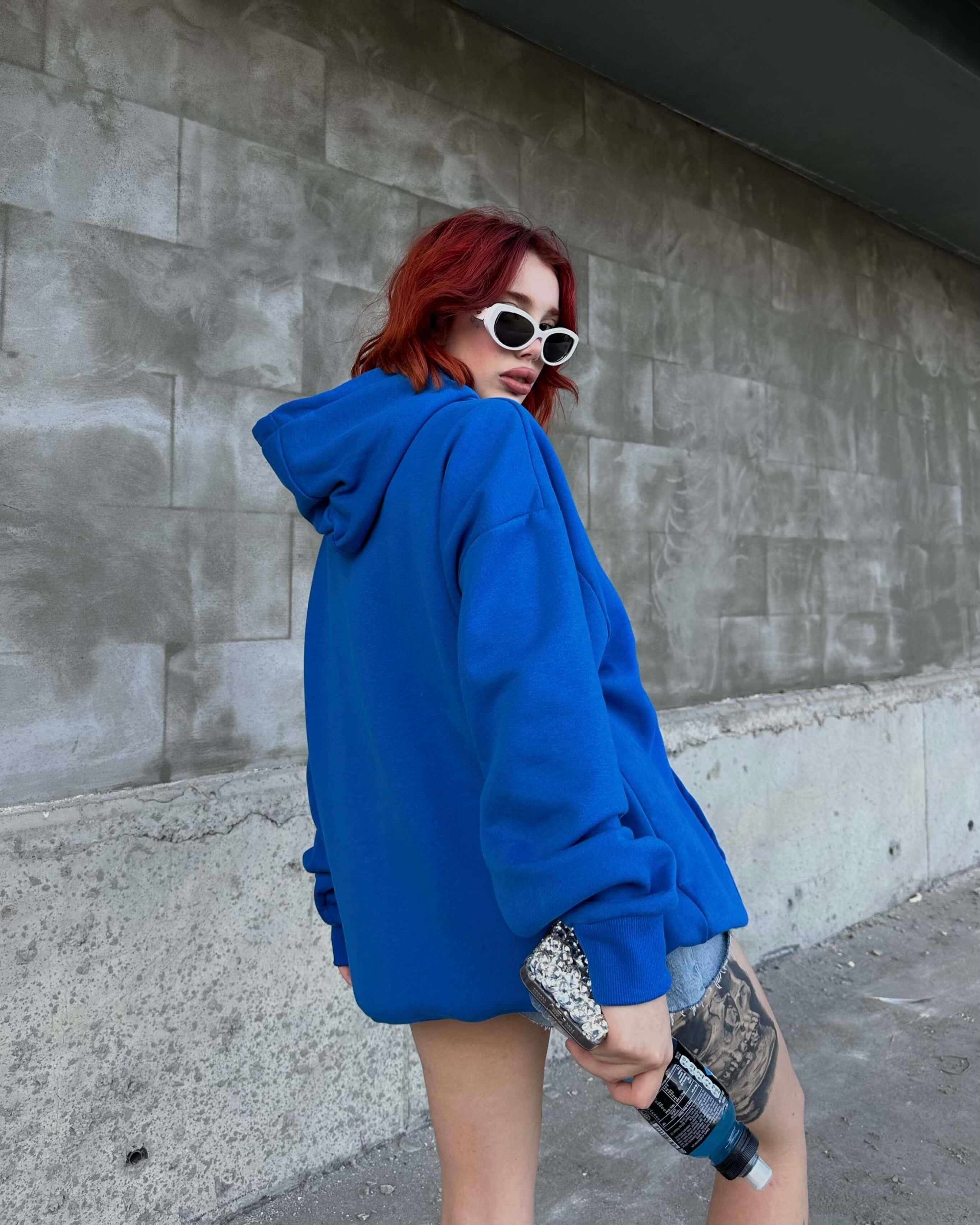 MAVİ KAPÜŞONLU BASIC SWEATSHIRT