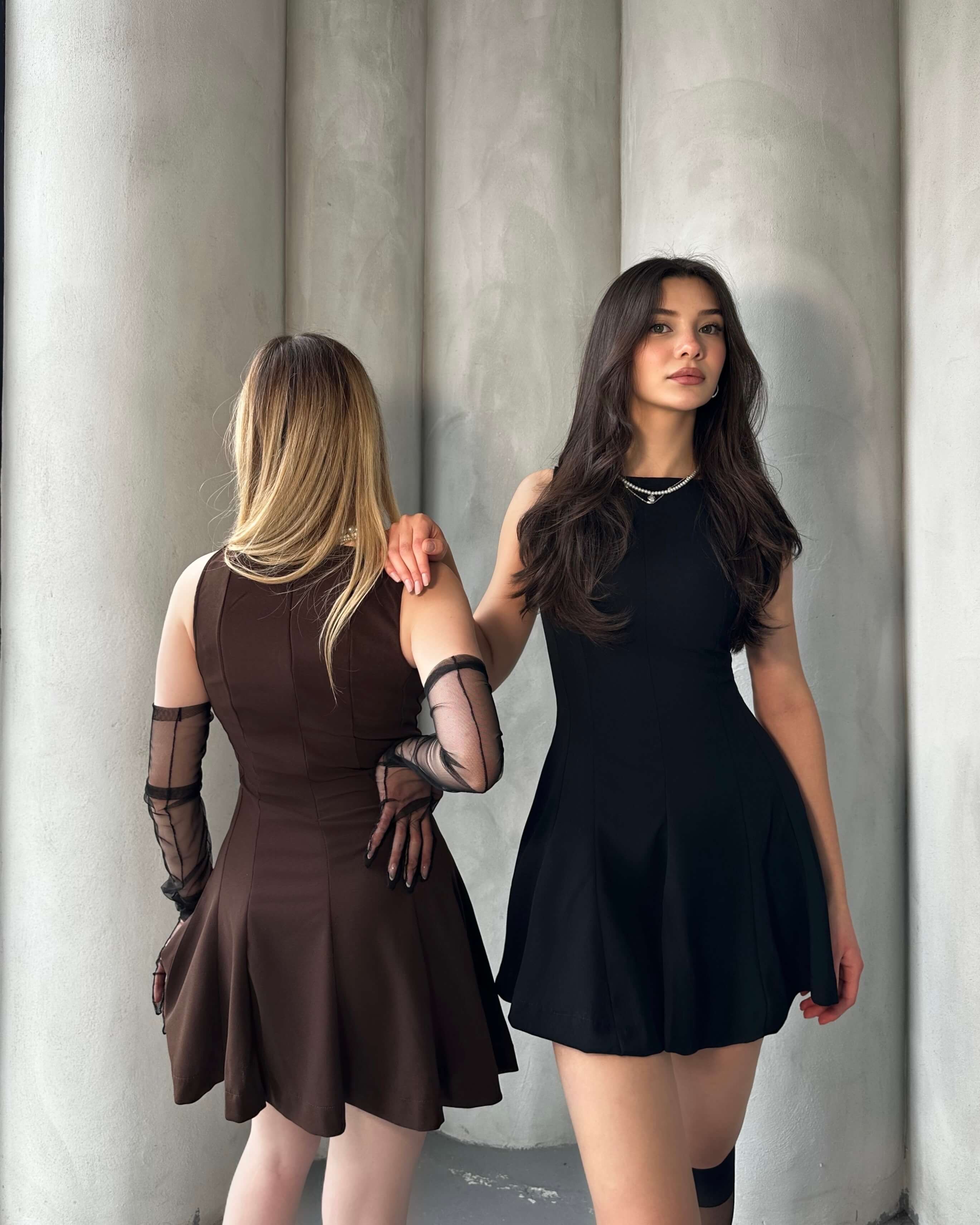MAEZY SIFIR KOL PİLELİ MİNİ ELBİSE