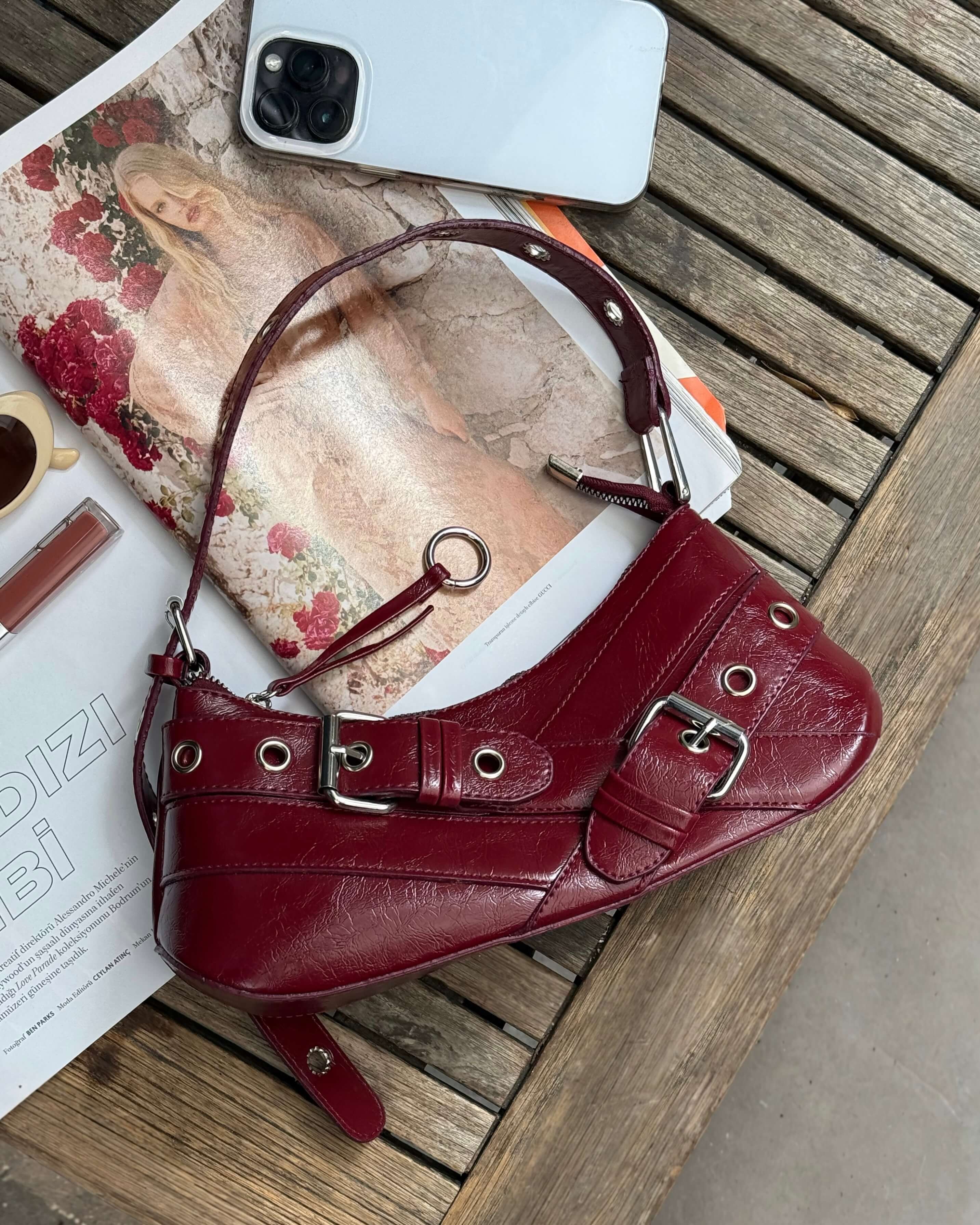 MORSEA CLARET RED ÇAPRAZ KEMER DETAY KOL ÇANTASI