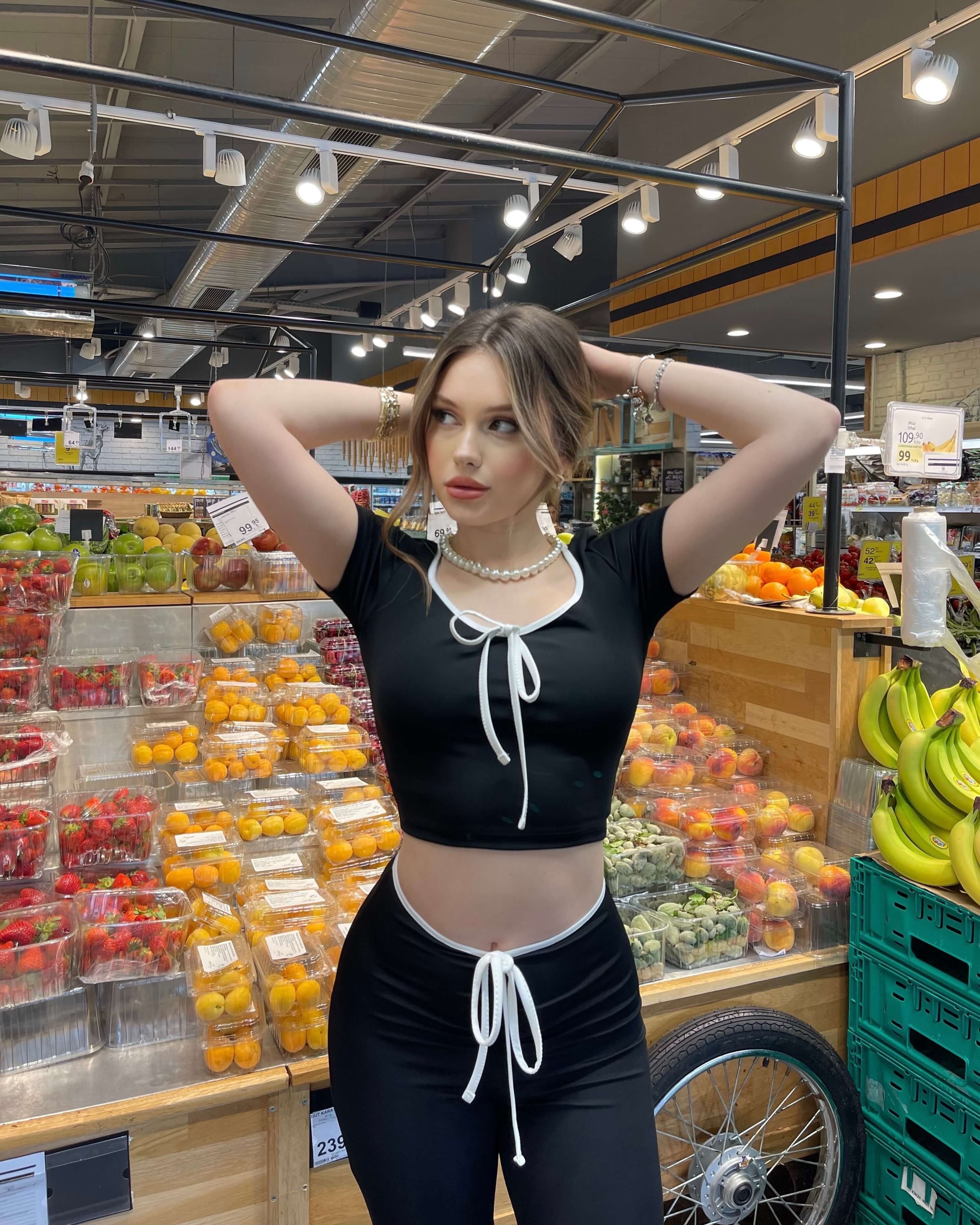 VERONIKA BLACK DALGIÇ BİYELİ CROP  PANTOLON TAKIM