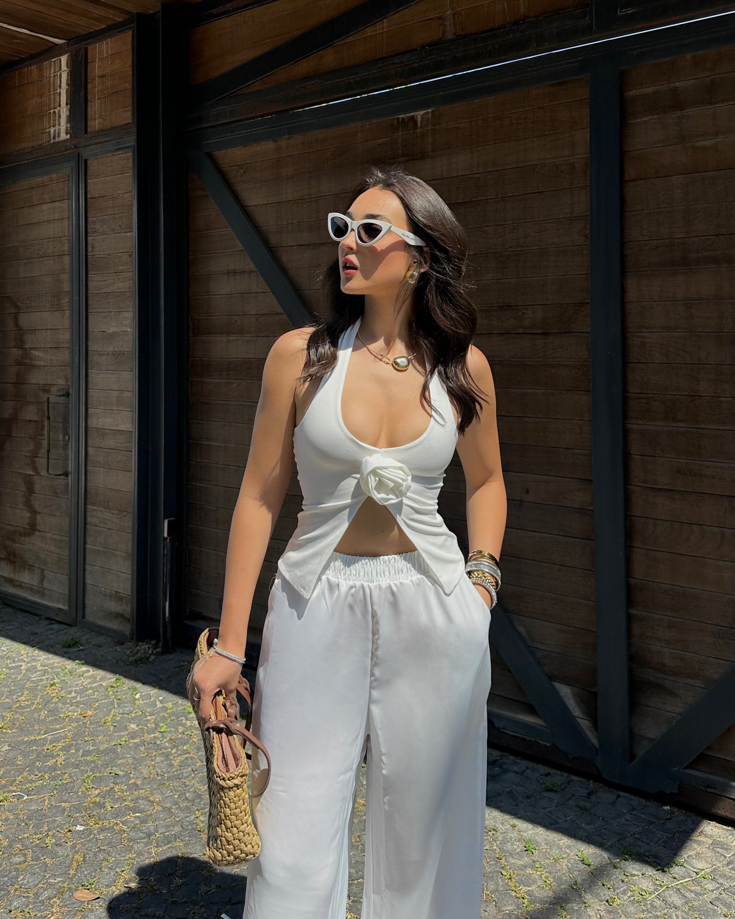 WHITE ANIKA CROP