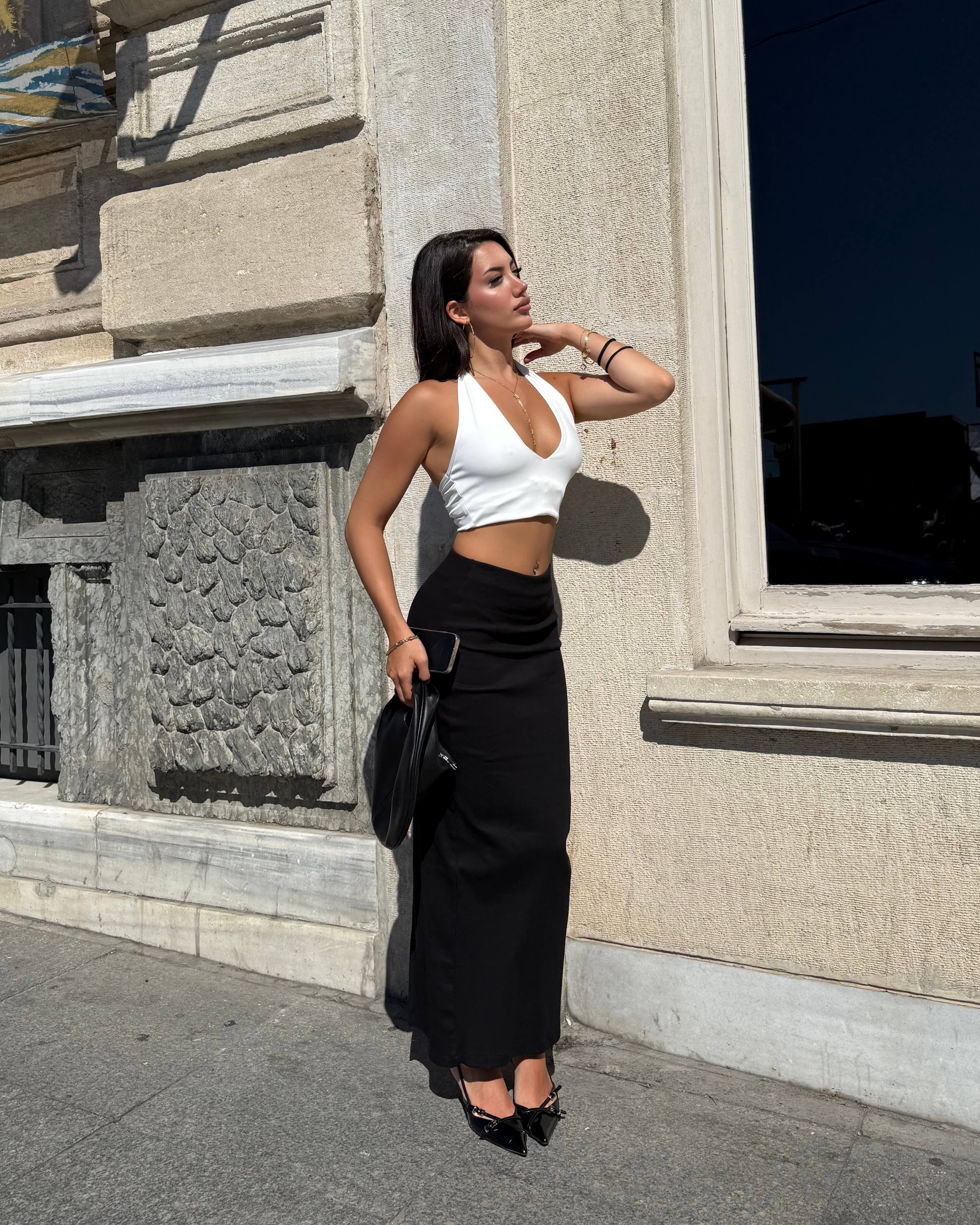 PISA BLACK DRAPE DETAY YIRTMAÇLI ETEK