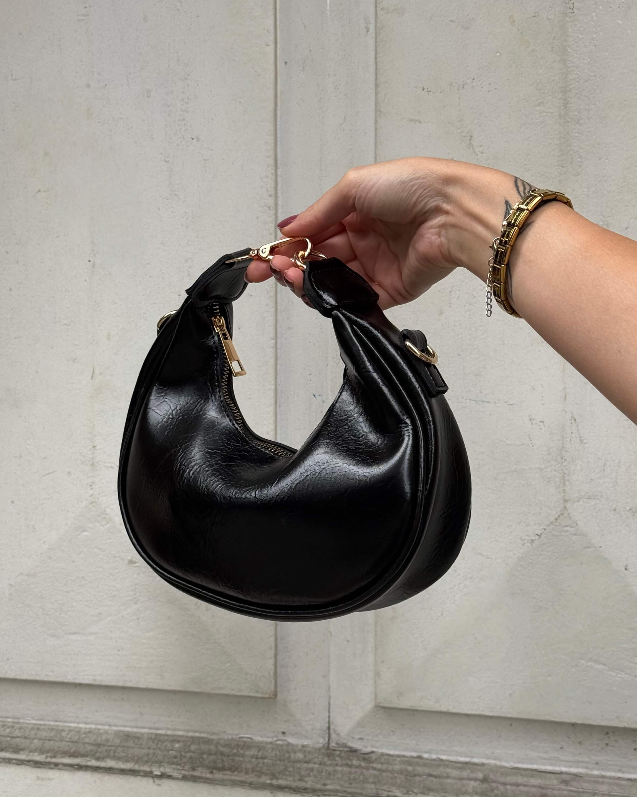 ASHLEY BLACK MİNİ OVAL ÇANTA