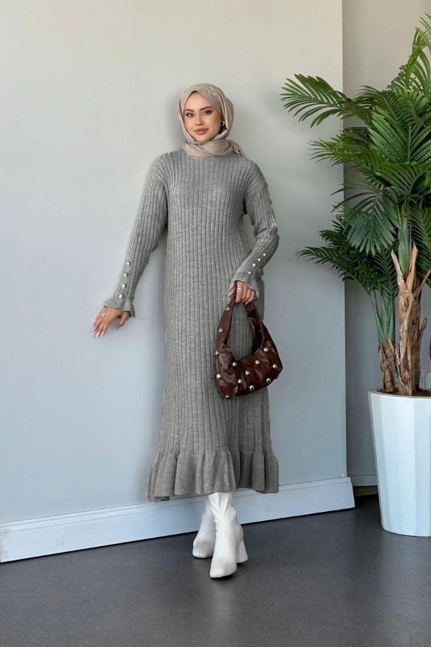 TRİKO KOLLARI DÖRT DÜĞMELİ ELBİSE