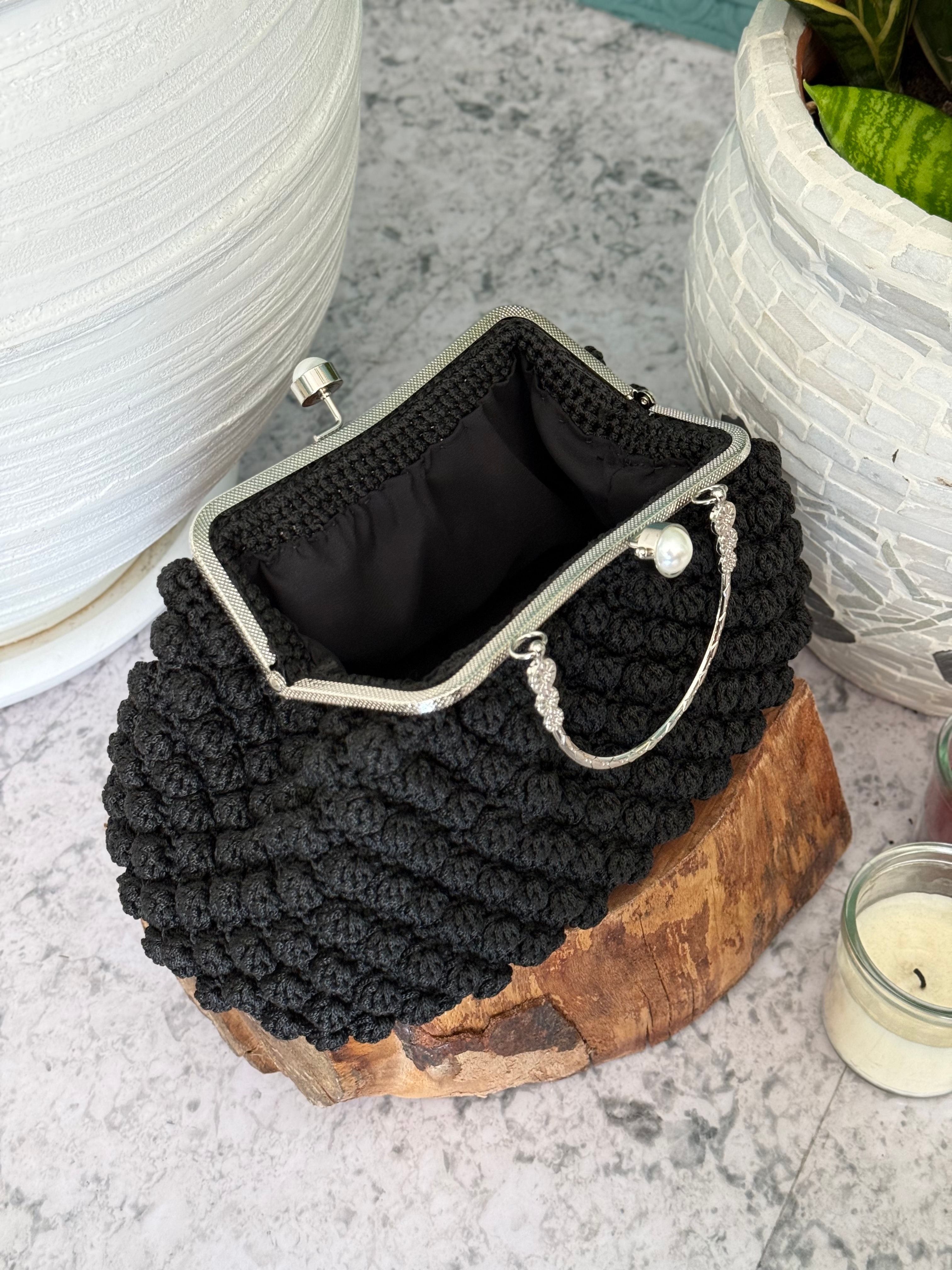 Metal Burslu Makrome Clutch Çanta
