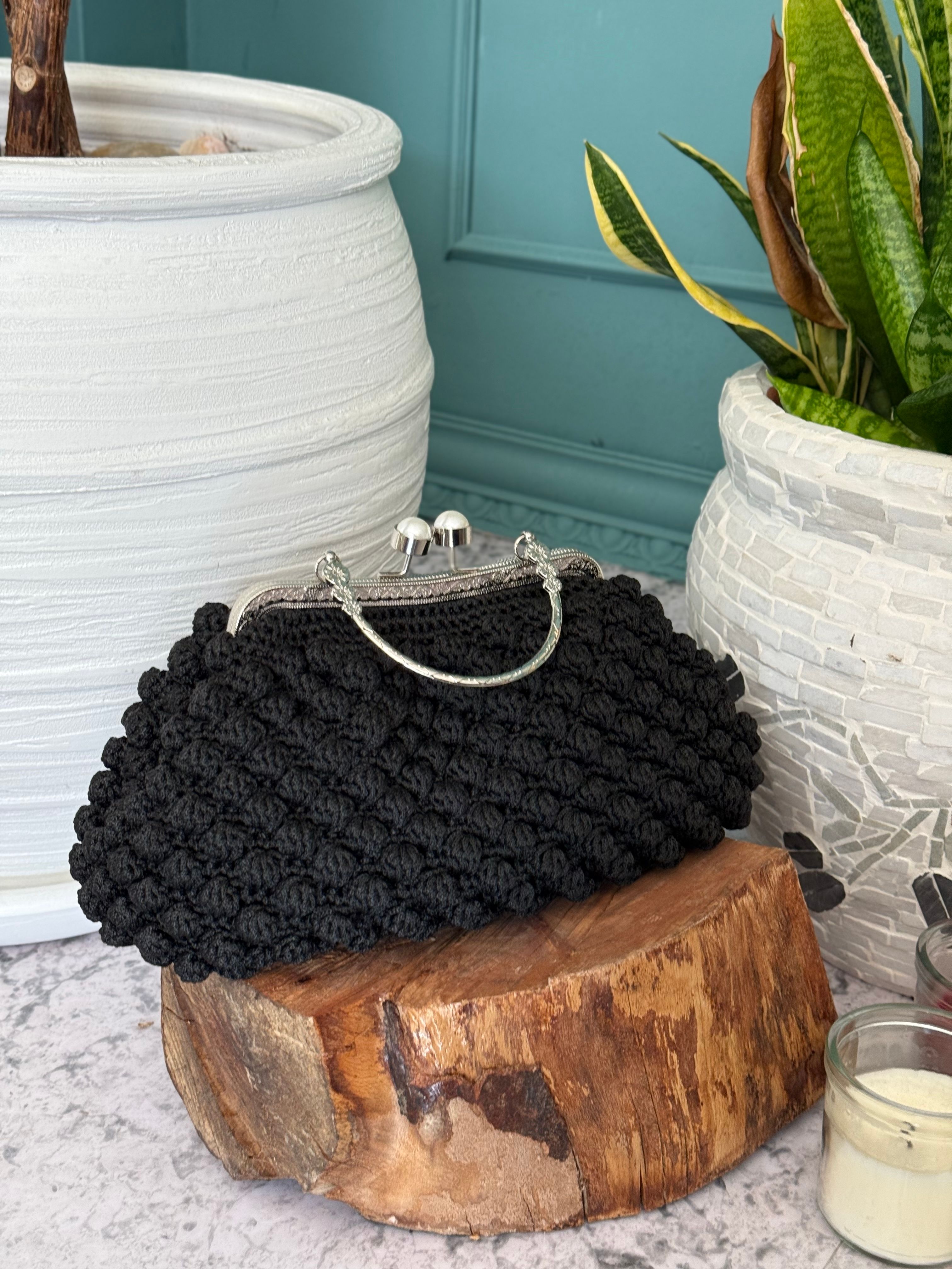 Metal Burslu Makrome Clutch Çanta