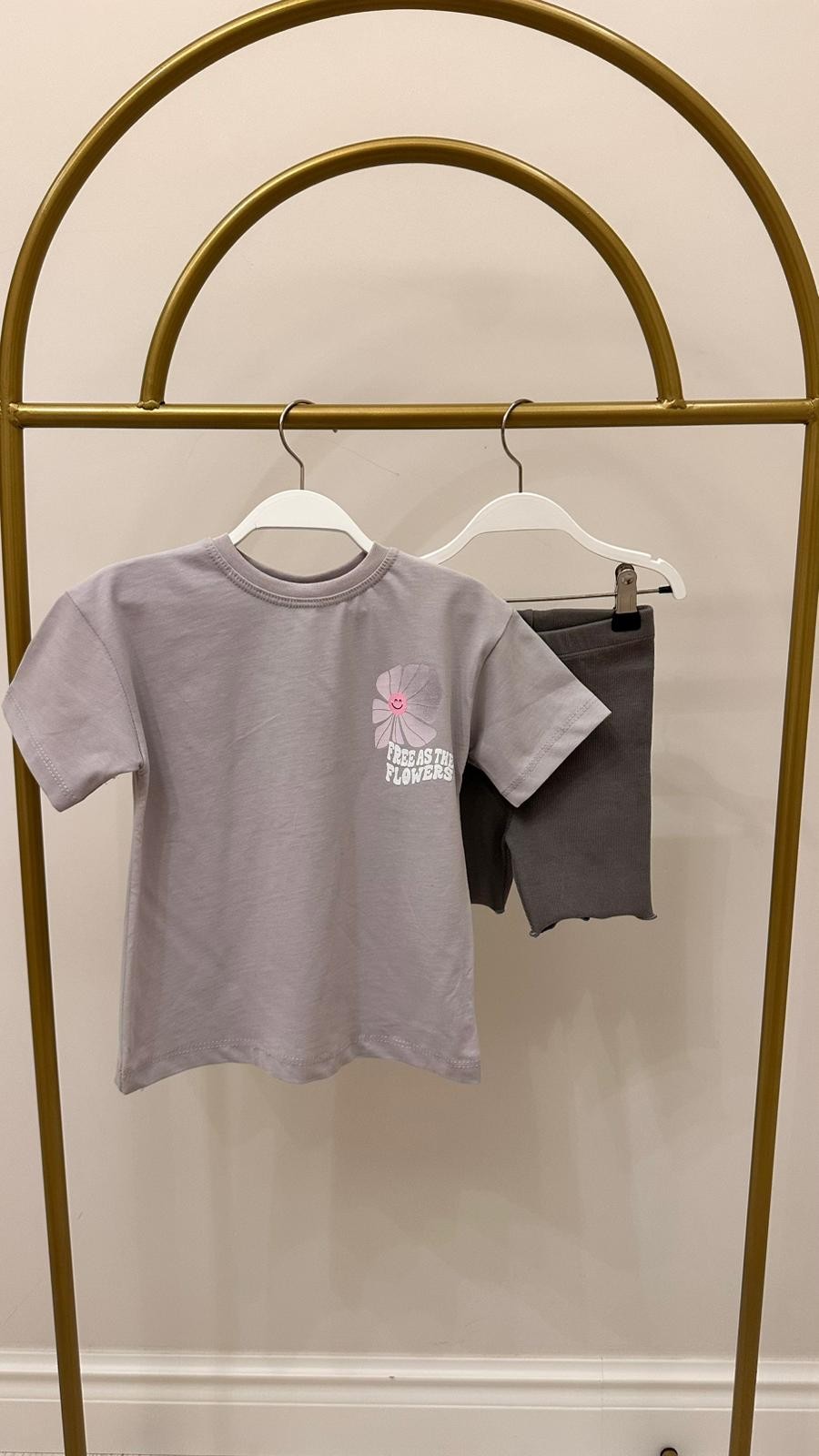 Zara flower model şortlu takım image