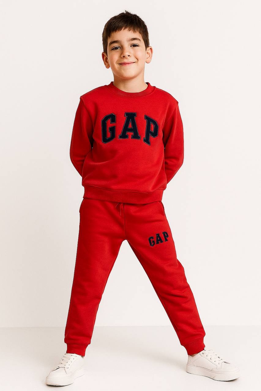 GAP Garson Boy Kırmızı Takım image