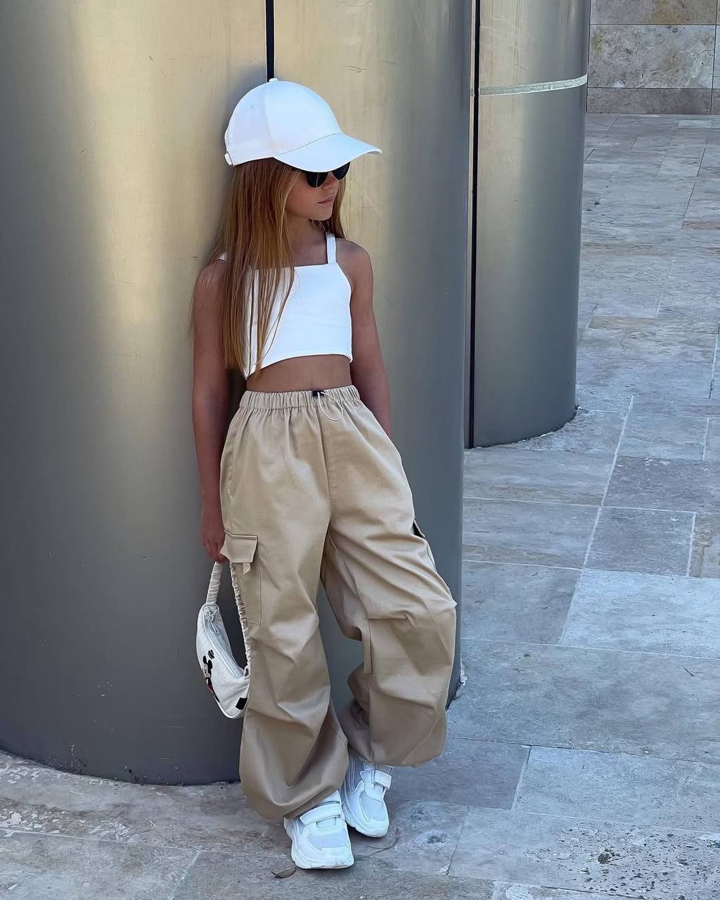 Lacie'l Paris paraşüt pantolonlu crop takım image