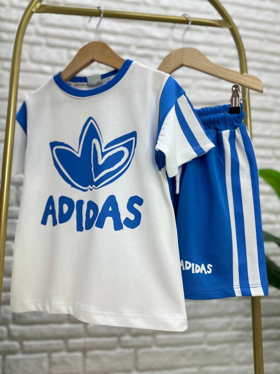 adidas şortlu takım image