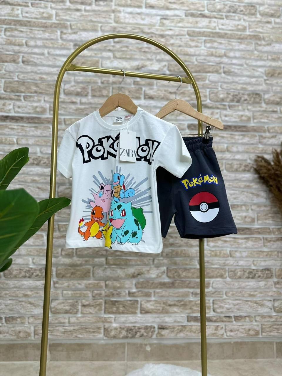 Pokemon şortlu takım image