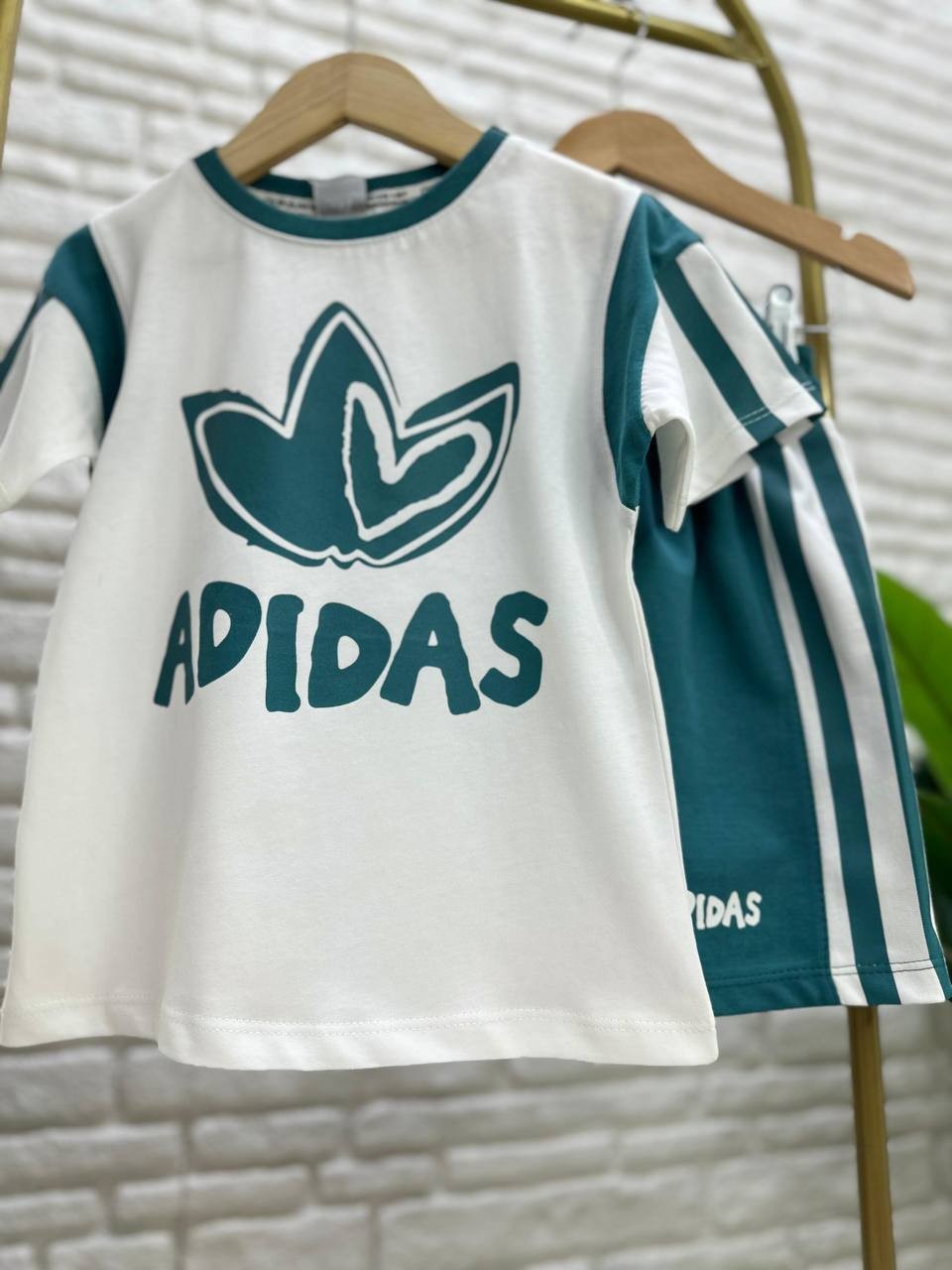 adidas yeşil şort takım image