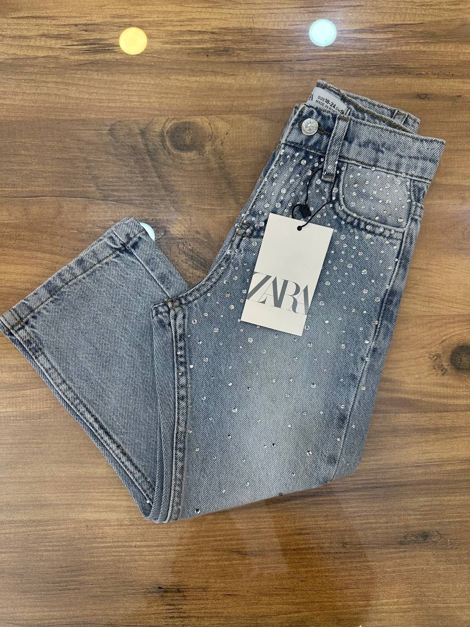 zara taşlı jean image