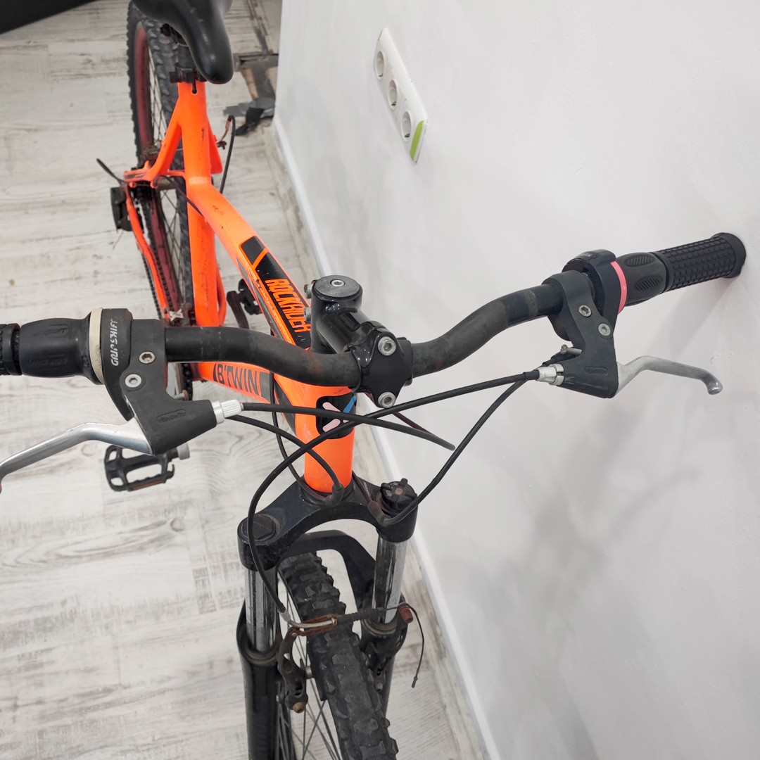 Btwin Rockrider 340 48 cm 26 Jant 2. El Bisiklet