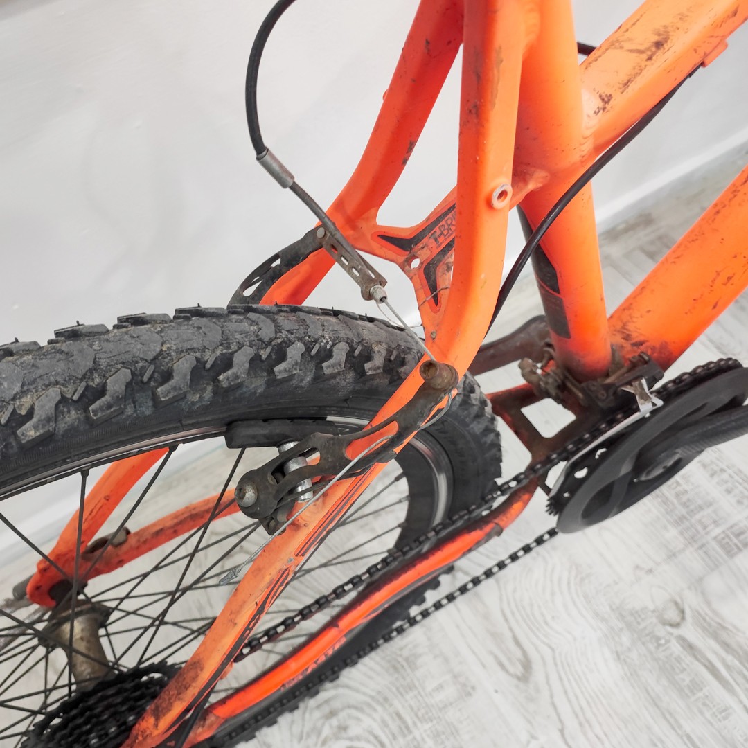 Btwin Rockrider 340 2. El 48 cm (M Beden) 26 Jant Dağ Bisikleti