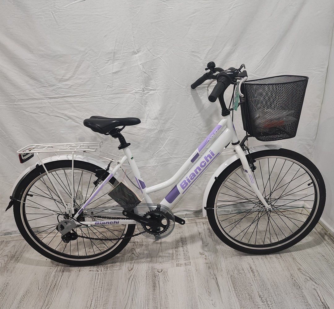 Bianchi Violet 26 jant (Beyaz Lila, Mor) 44 Kadro (Outlet) Şehir & Tur Bisikleti