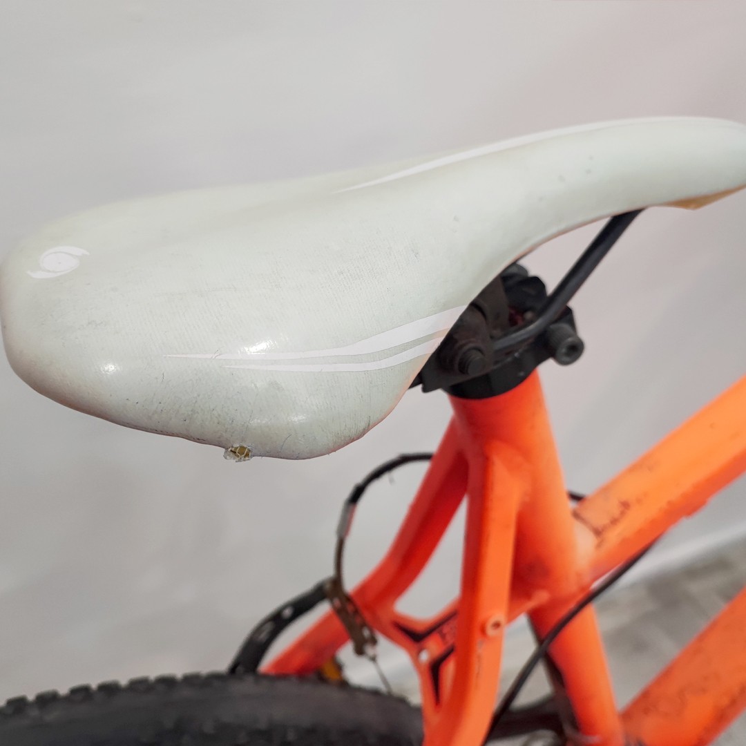 Btwin Rockrider 340 21 Vites V-Fren 48 cm 2. El Bisiklet