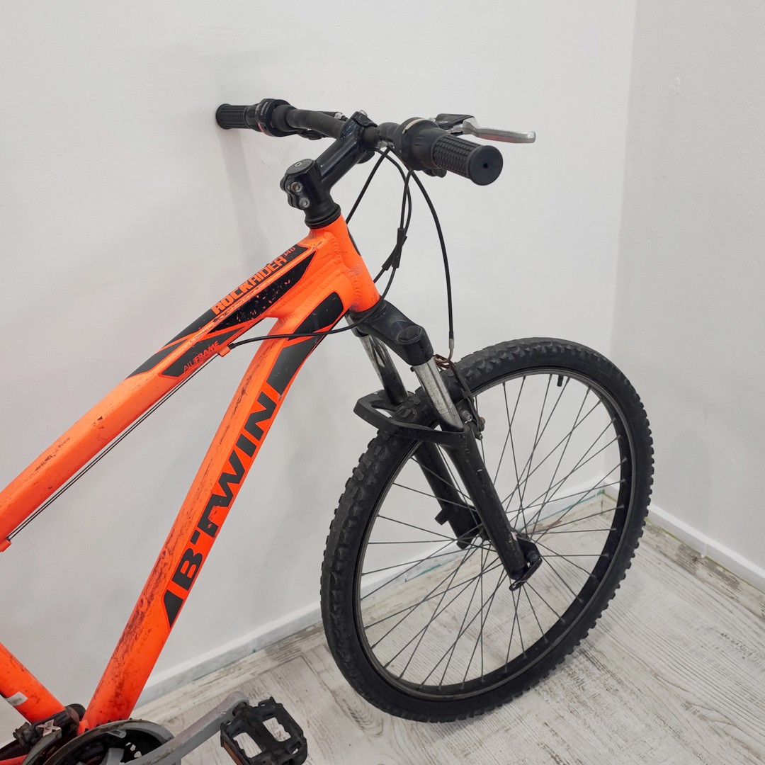 Btwin Rockrider 340 48 cm 26 Jant 2. El Bisiklet