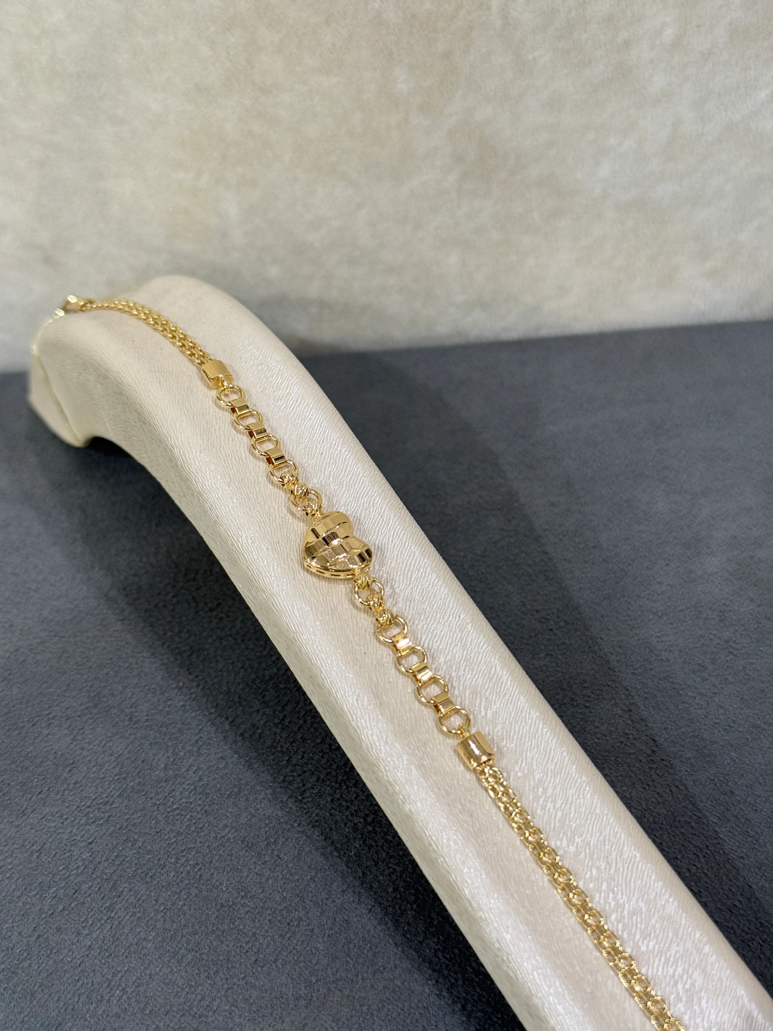 8 AYAR ALTIN KALPLİ BİLEKLİK