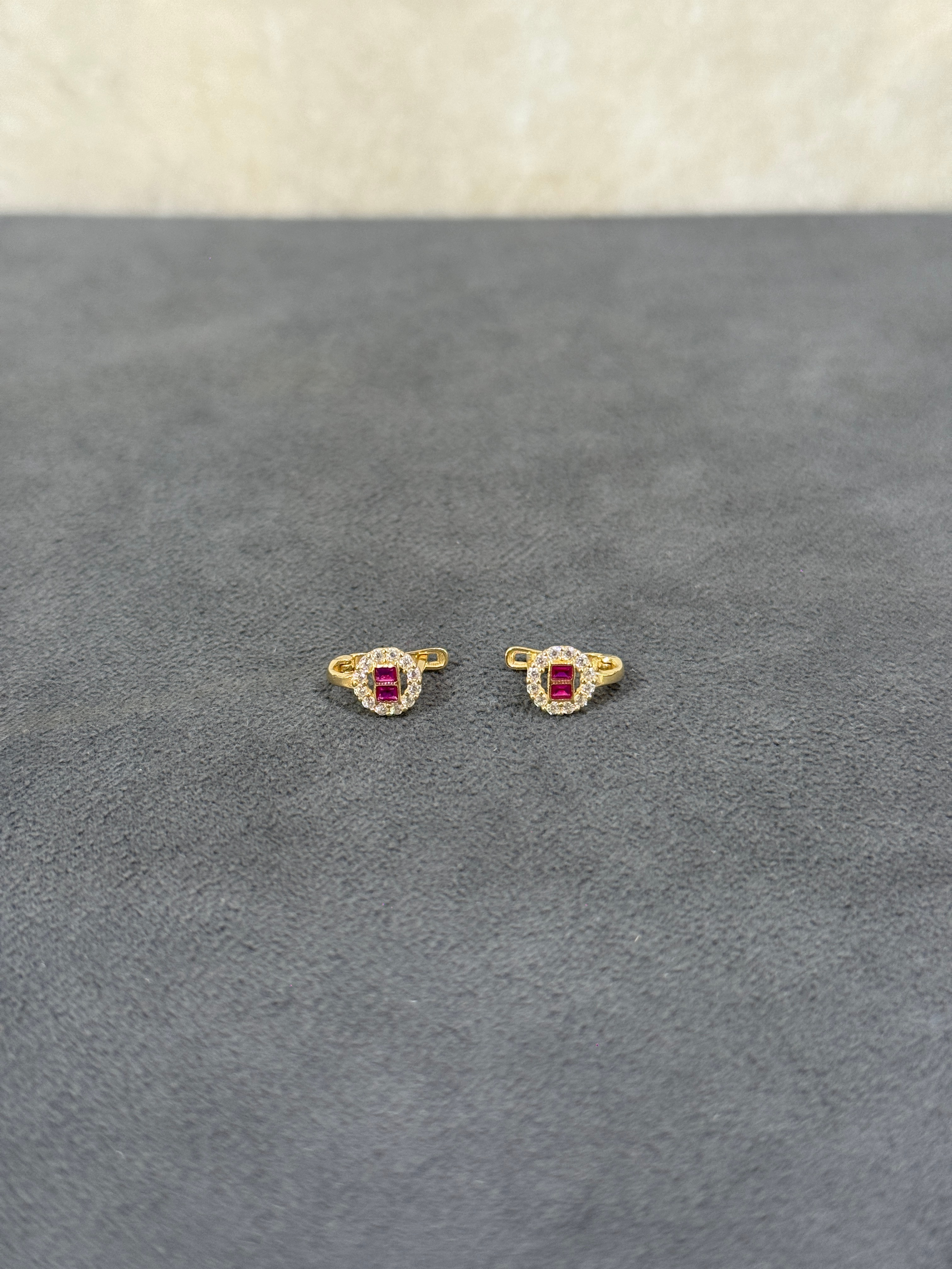 8 AYAR ALTIN PEMBE TAŞLI ÇOCUK KÜPESİ