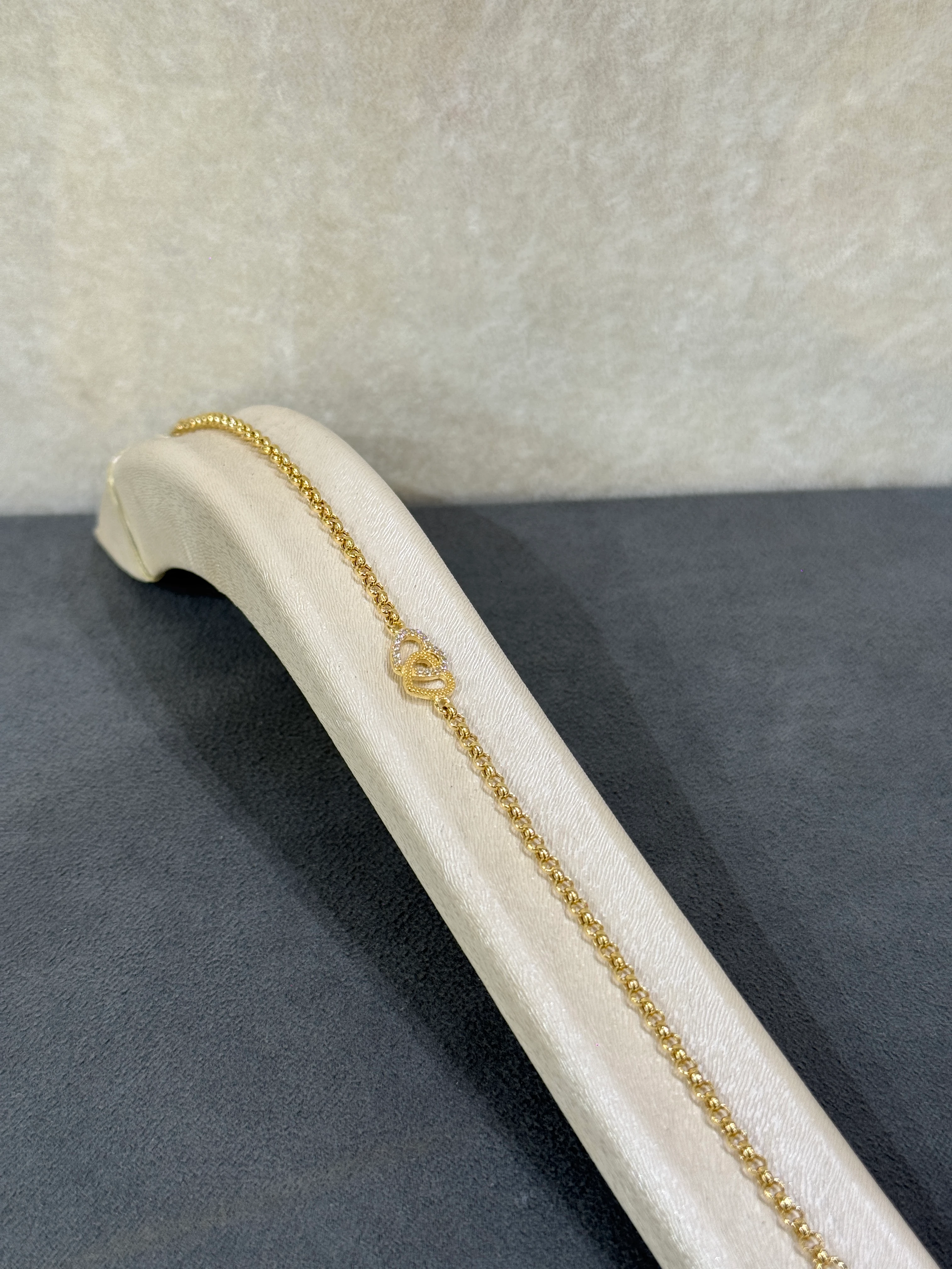 8 AYAR ALTIN ÇİFT KALPLİ DOÇ ZİNCİRLİ BİLEKLİK