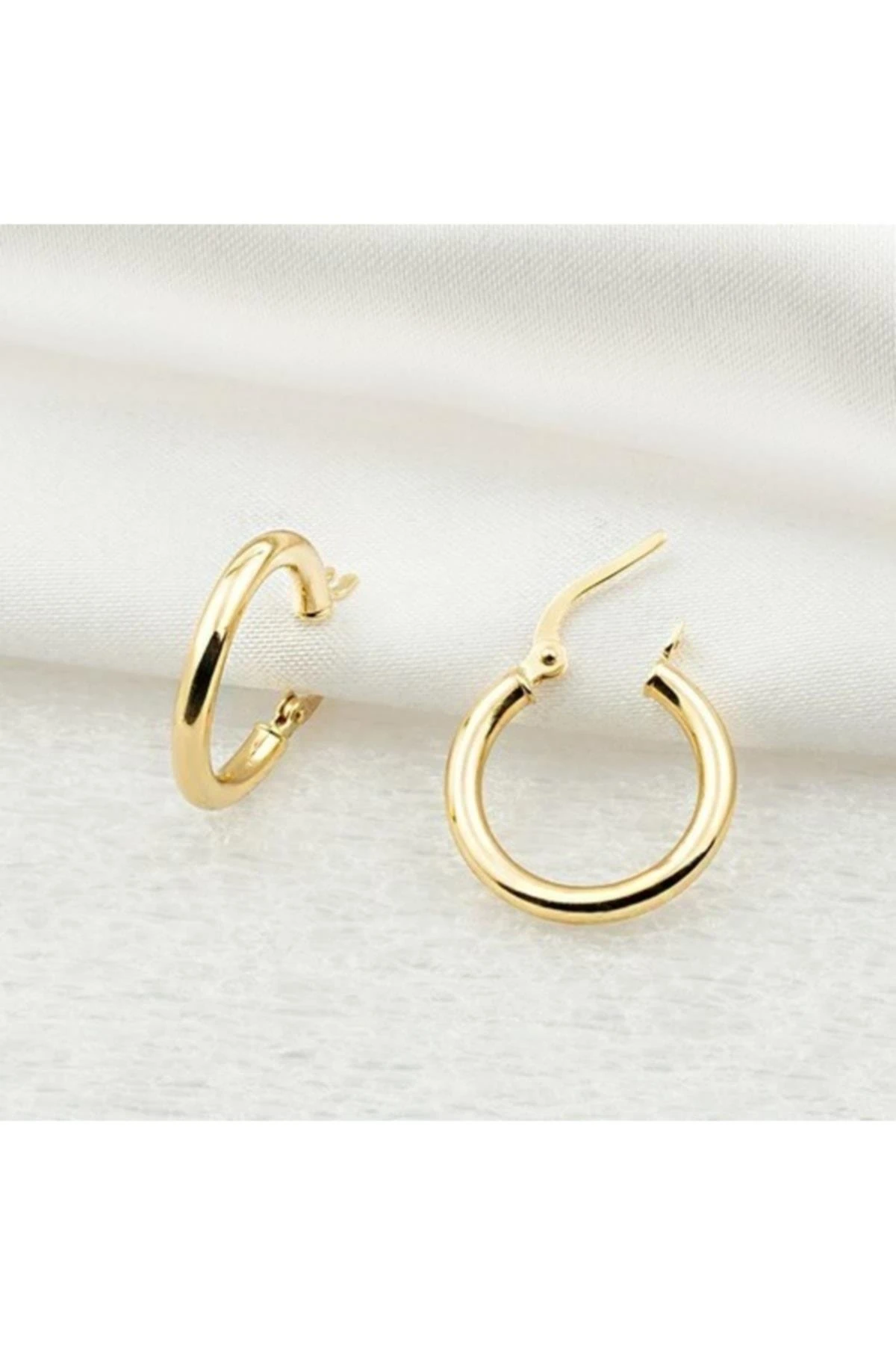 8 Ayar Altın Bombeli Halka Küpe