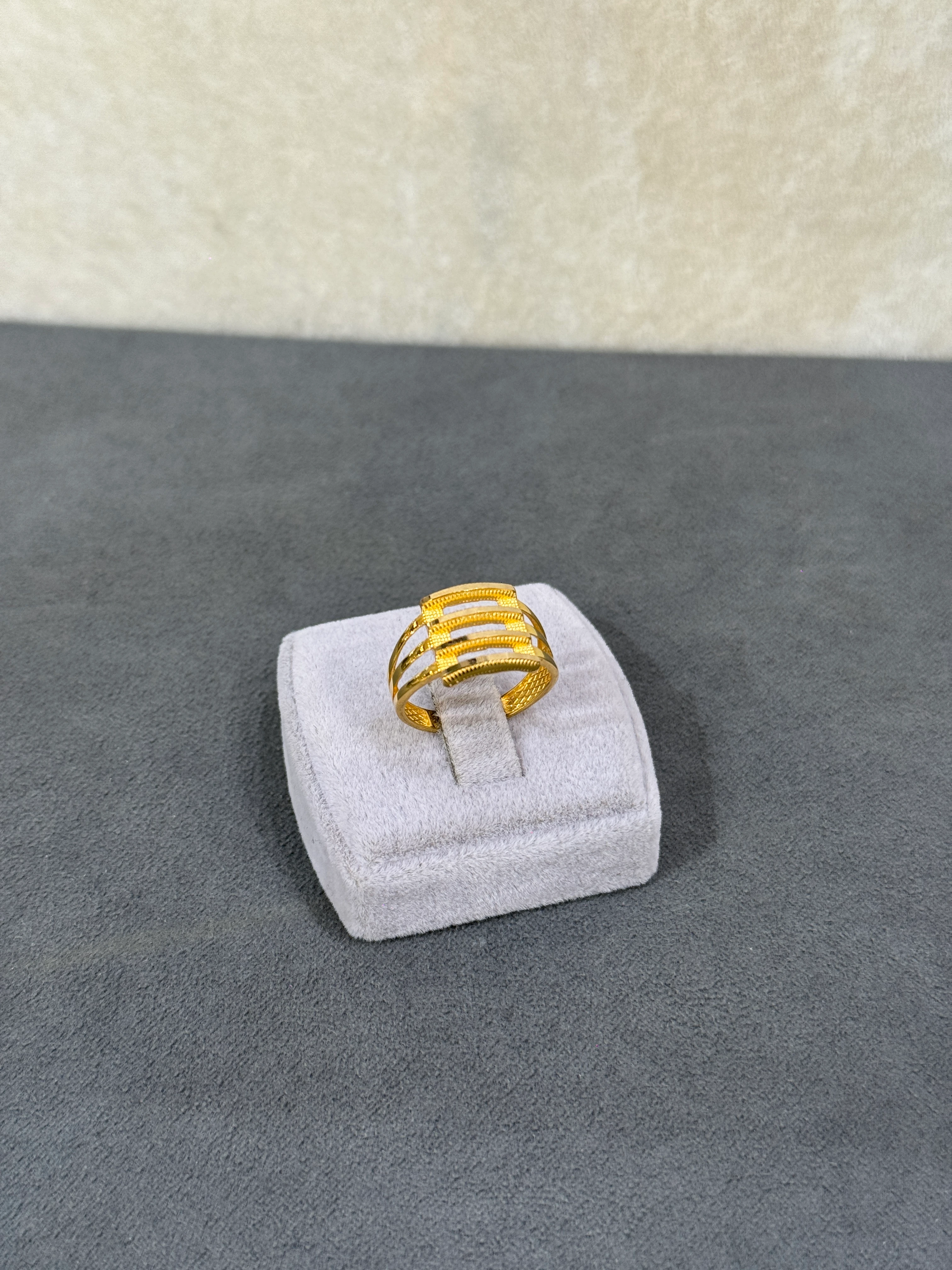 8 AYAR ALTIN KABURGA YÜZÜK