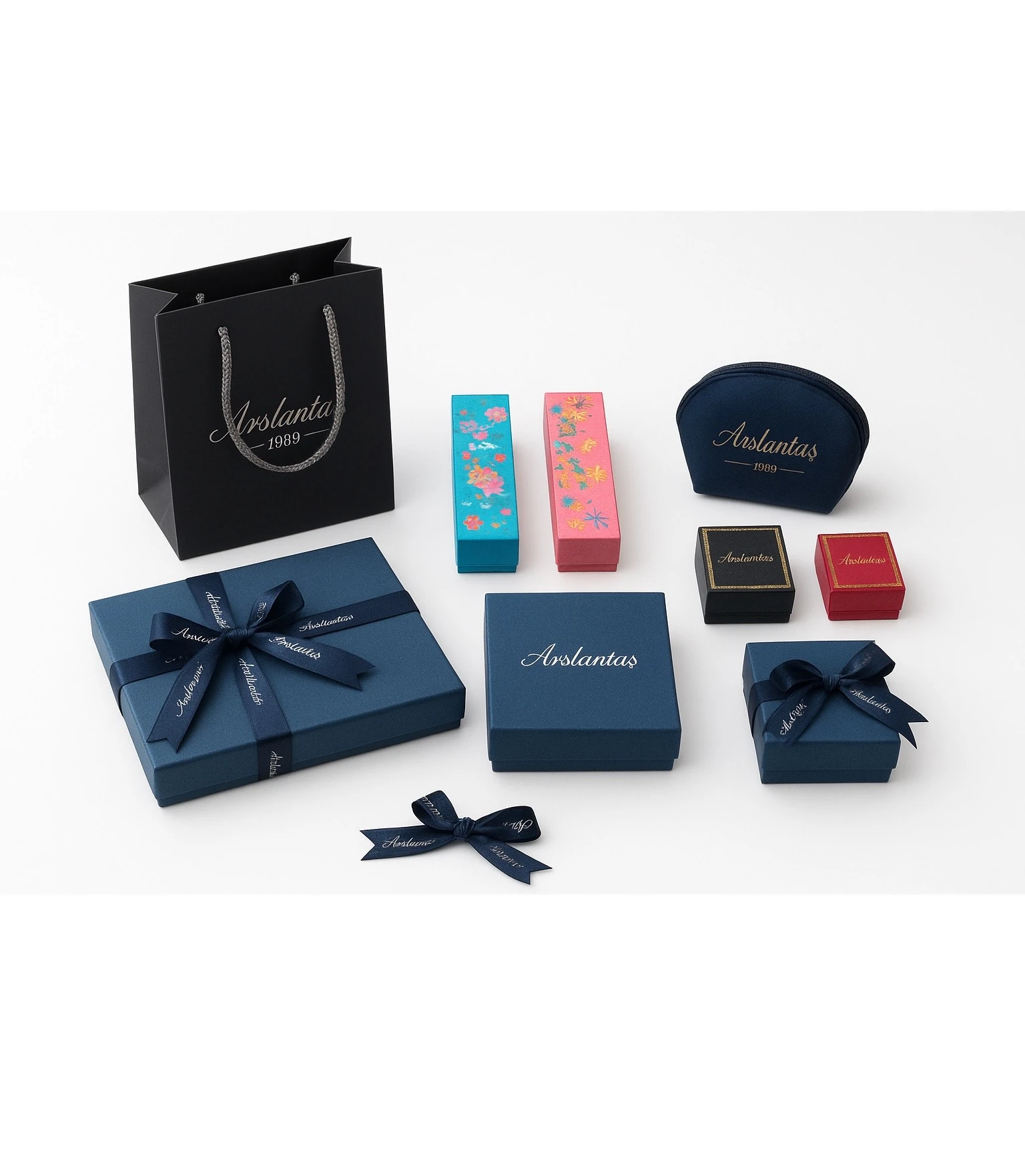 8 AYAR ALTIN KALPLİ BİLEKLİK